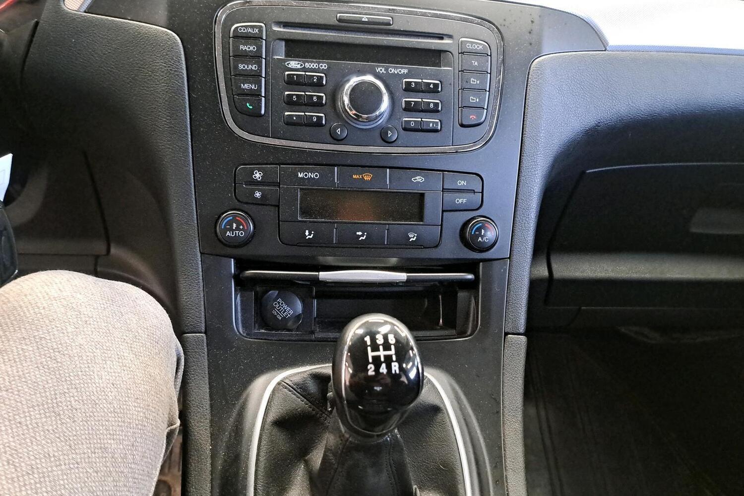 Ford Galaxy vaihtoauto