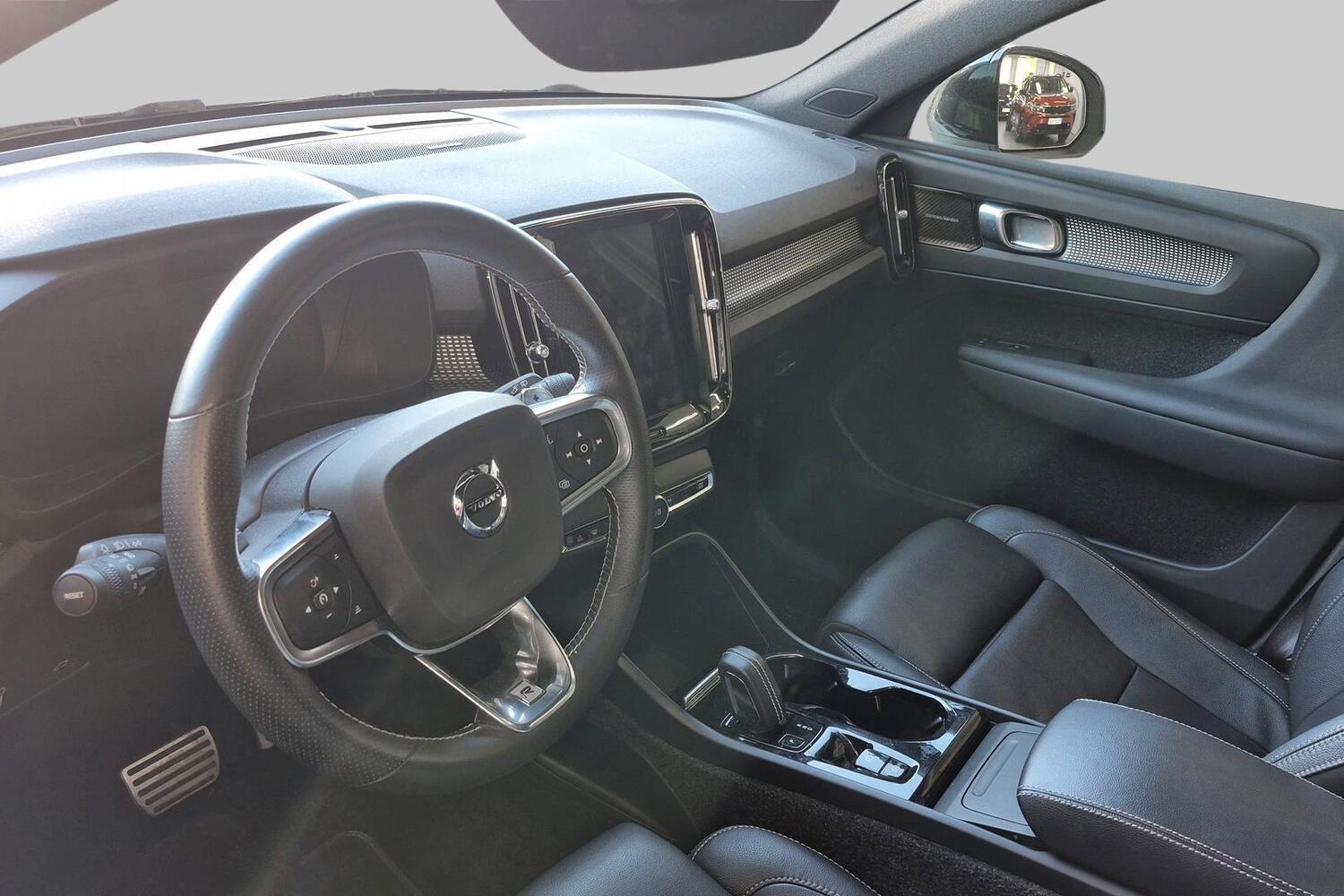 Volvo XC40 vaihtoauto