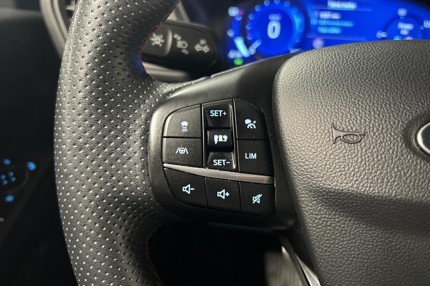 Ford Kuga vaihtoauto