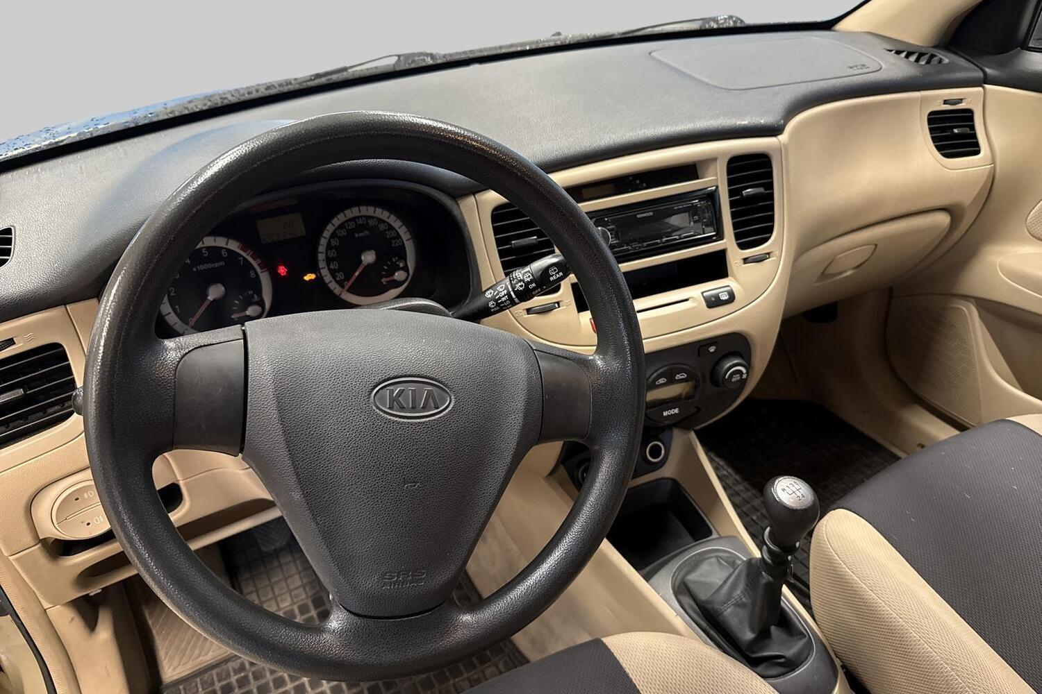 Kia Rio vaihtoauto
