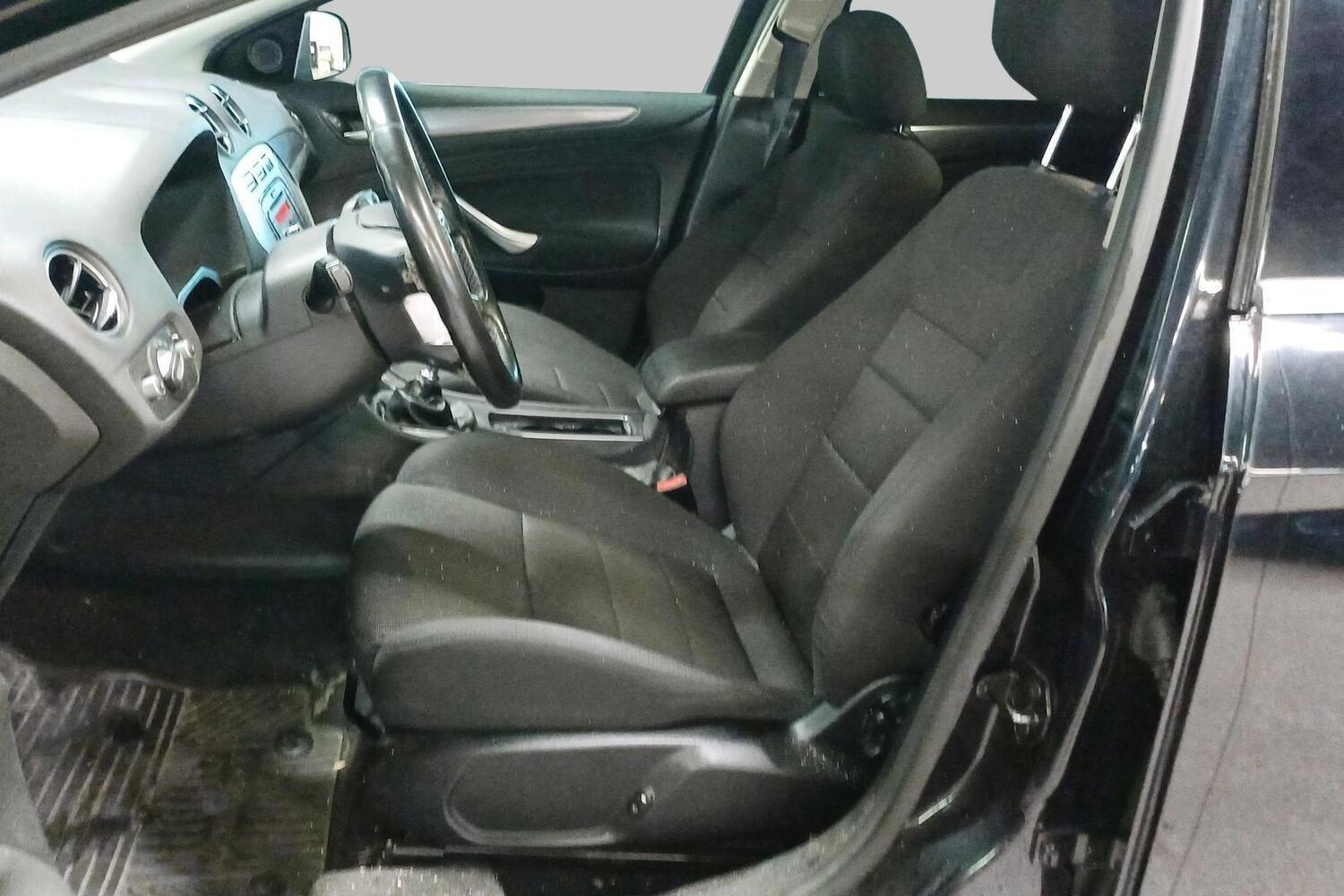 Ford Mondeo vaihtoauto