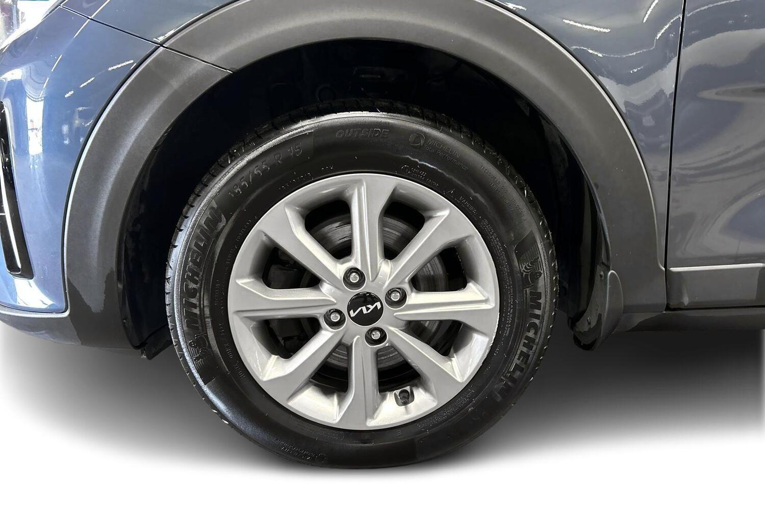 Kia Stonic vaihtoauto