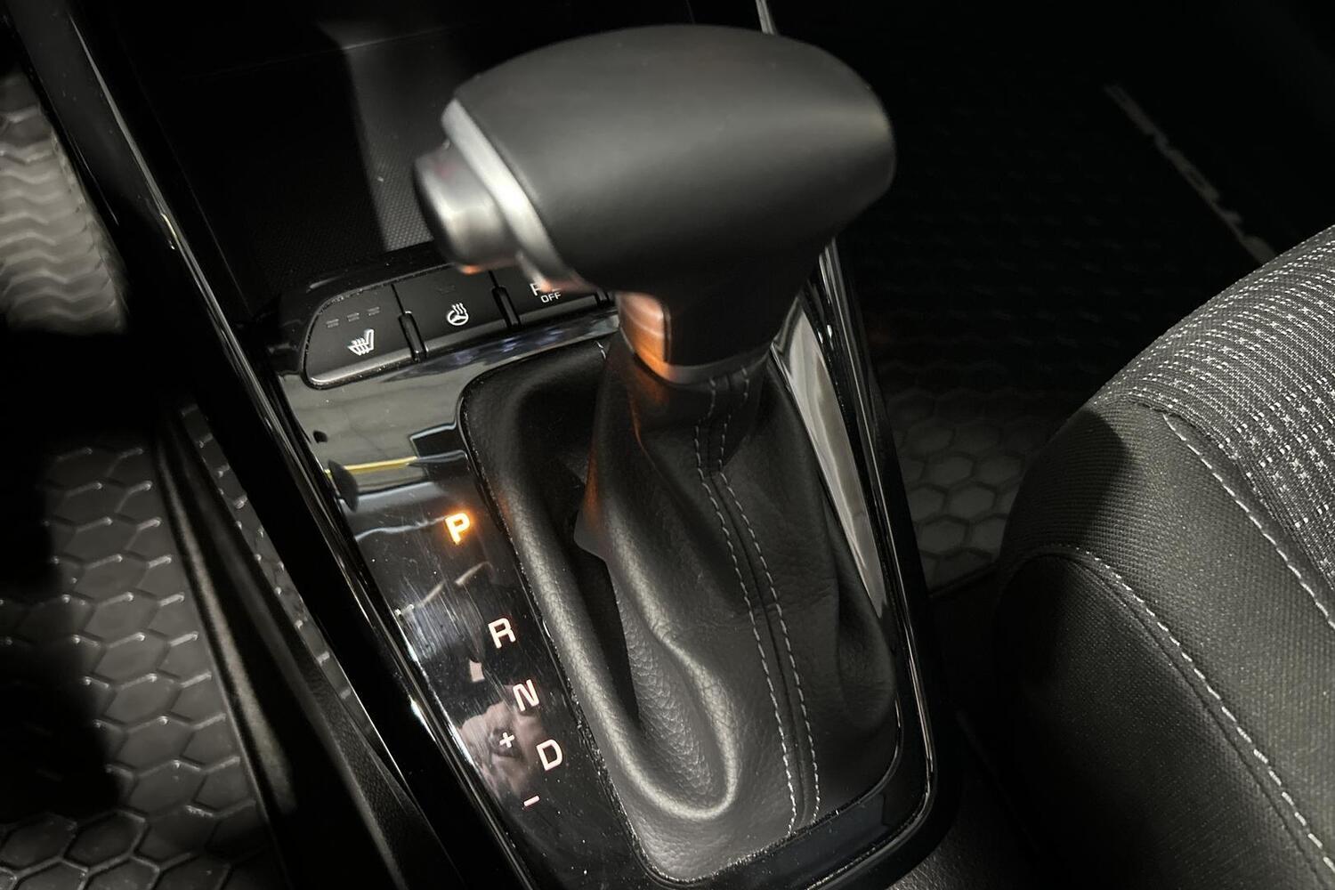 Kia Stonic vaihtoauto