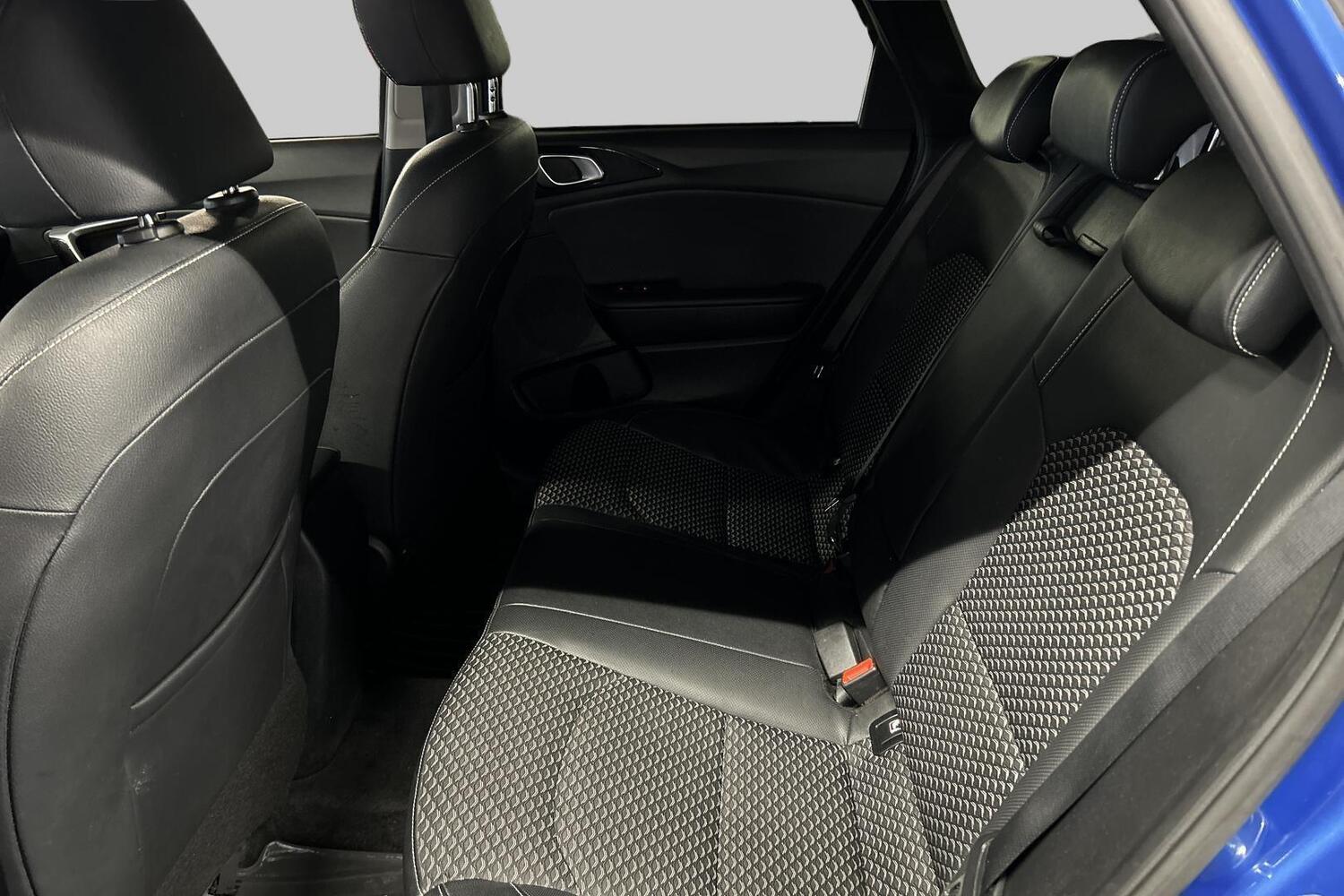 Kia Ceed vaihtoauto