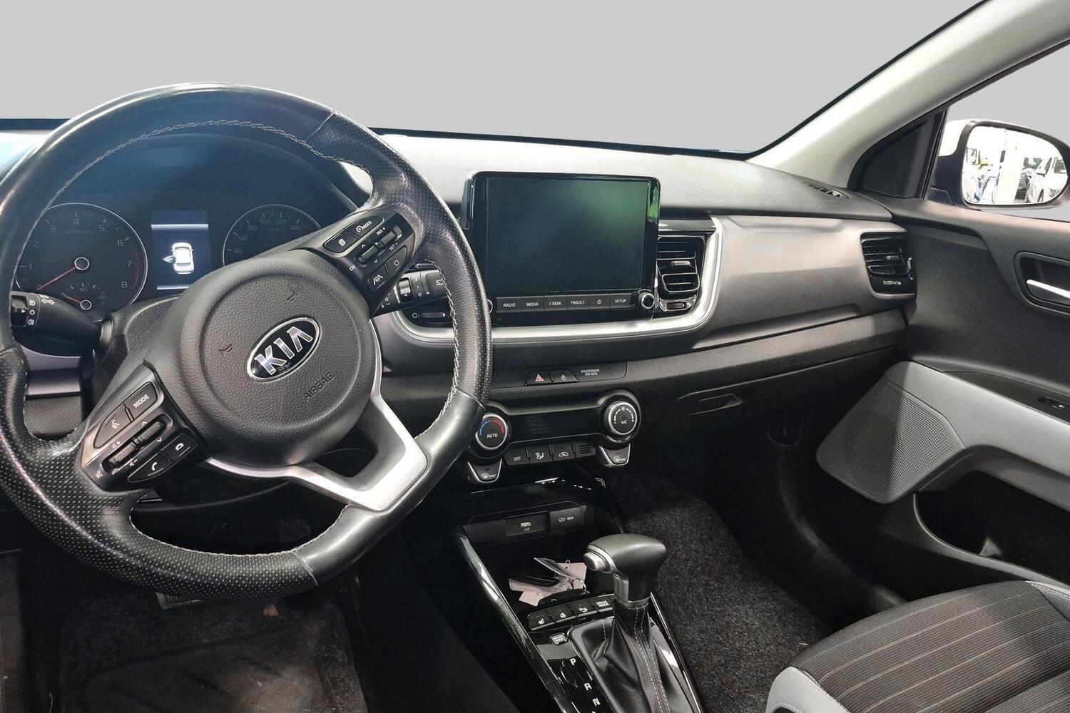 Kia Stonic vaihtoauto