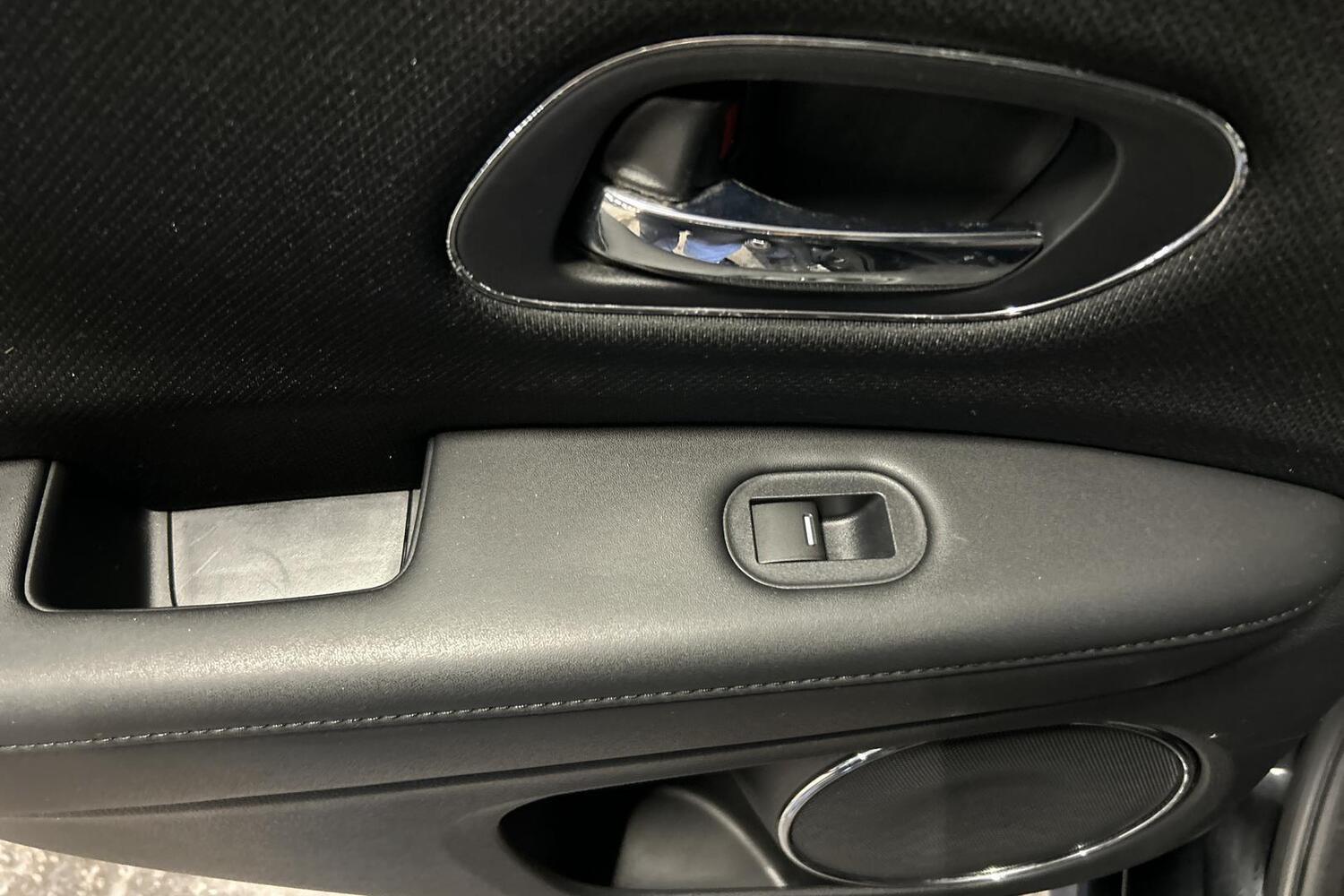 Honda HR-V vaihtoauto