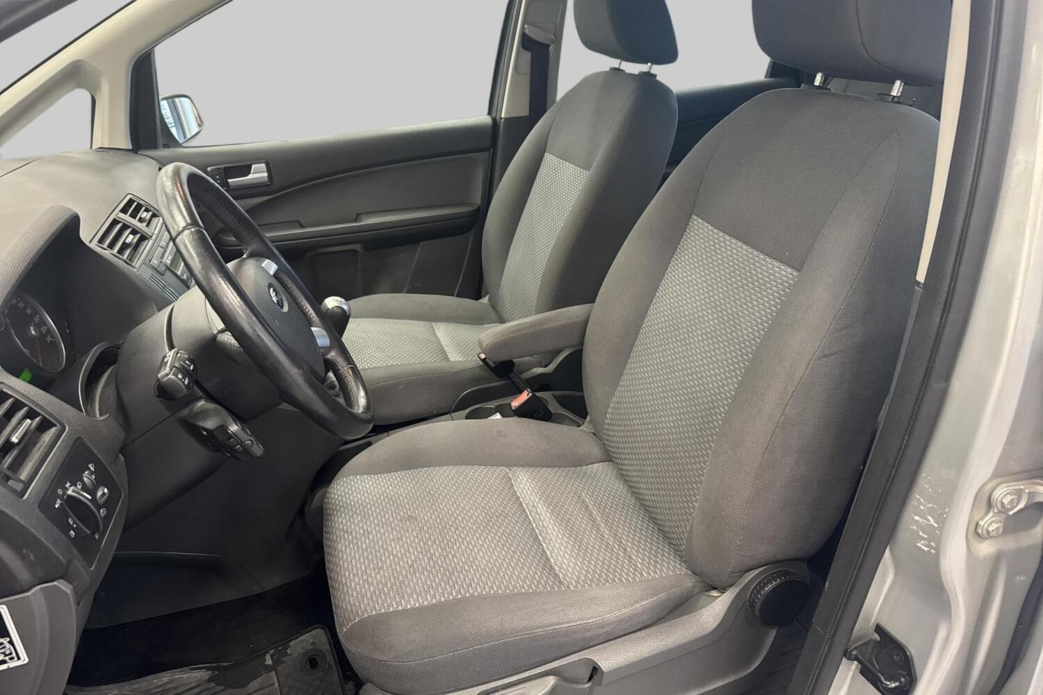 Ford Focus C-MAX vaihtoauto