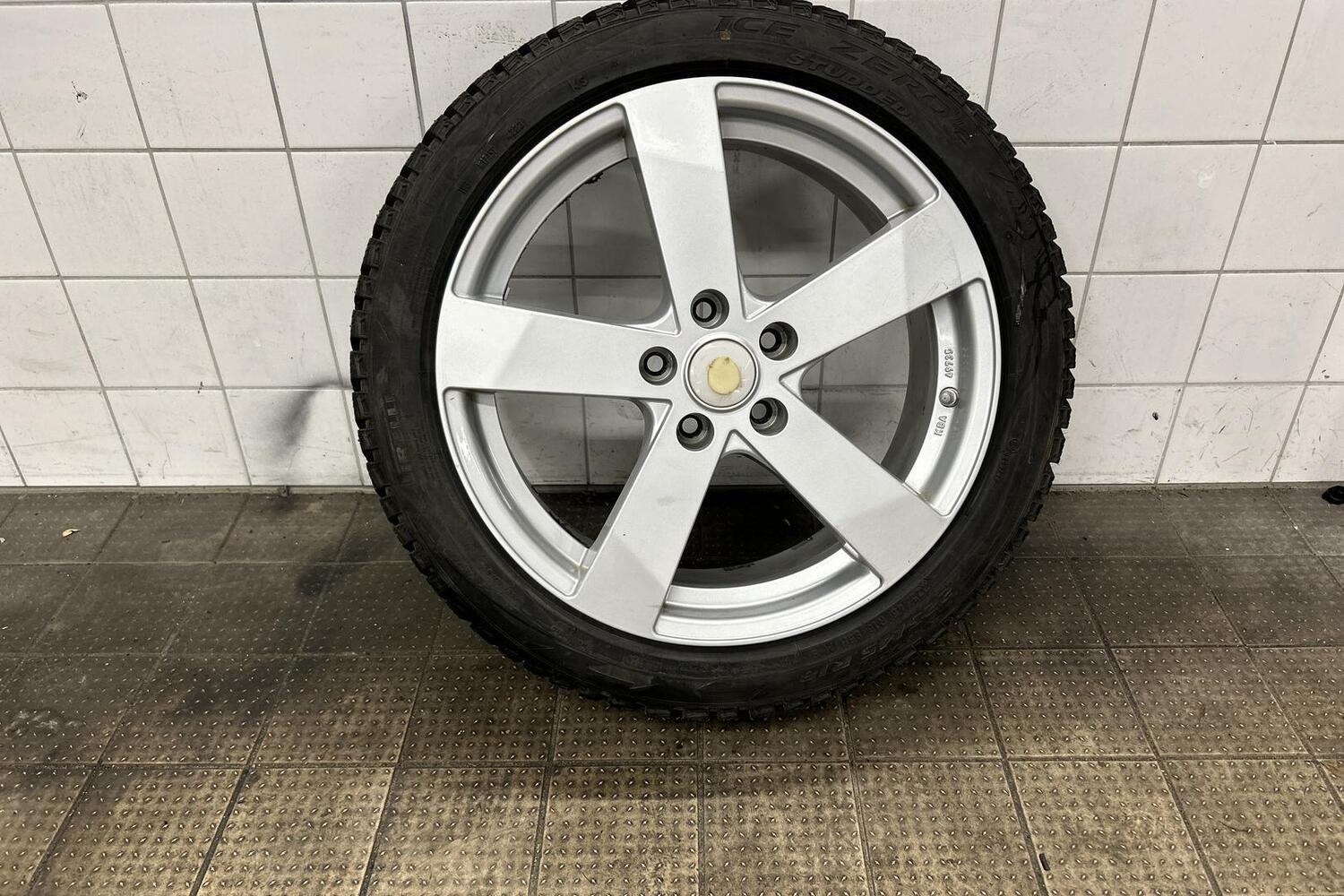 Kia Stinger vaihtoauto