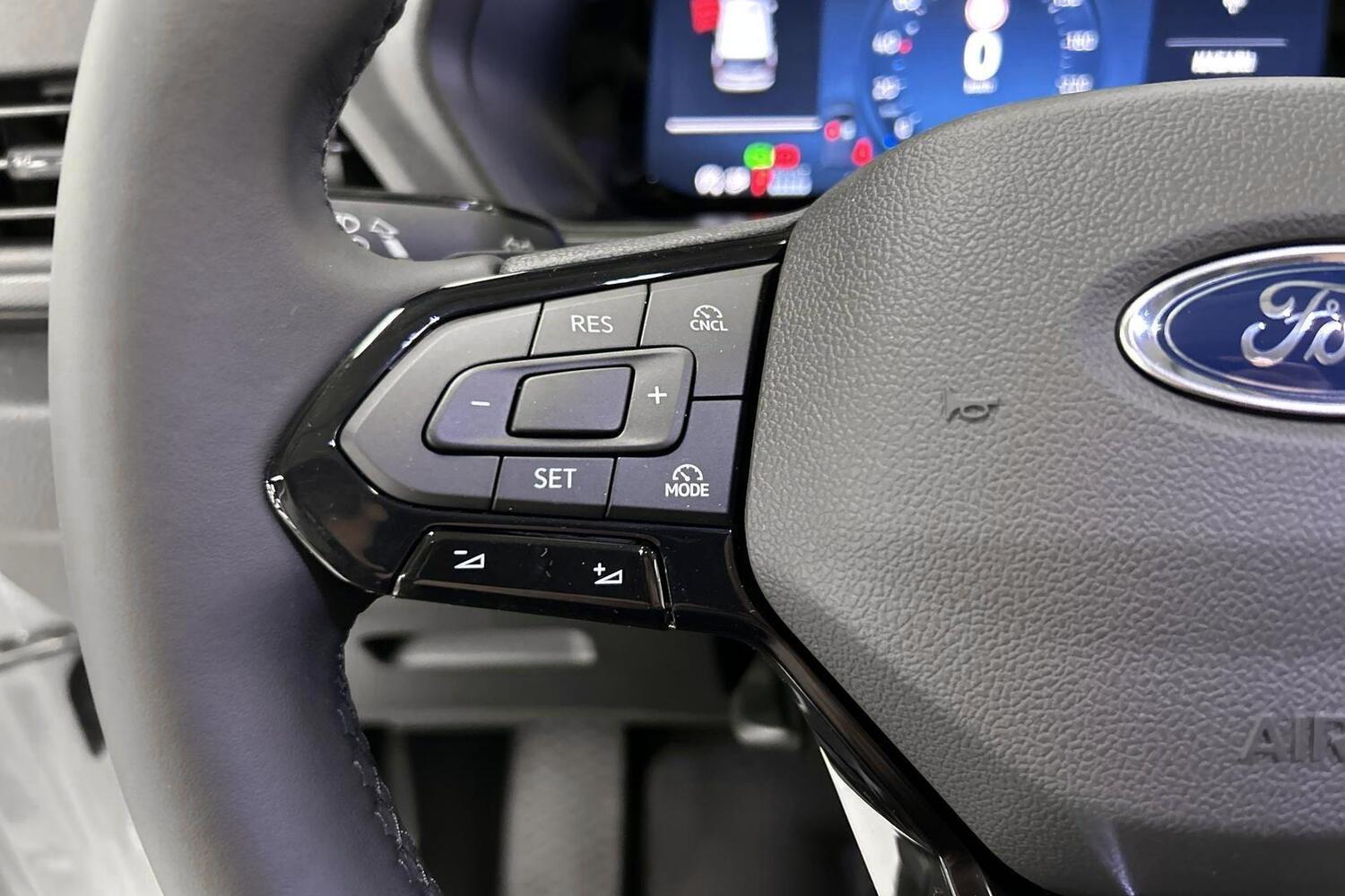 Ford Transit Connect vaihtoauto