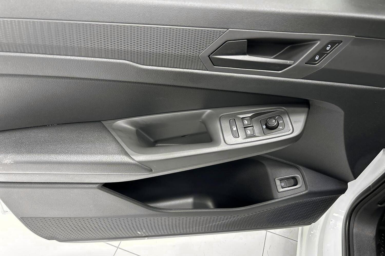 Ford Transit Connect vaihtoauto