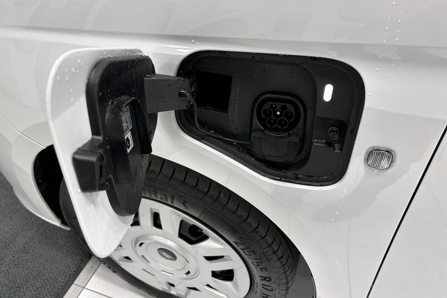 Ford Transit Connect vaihtoauto