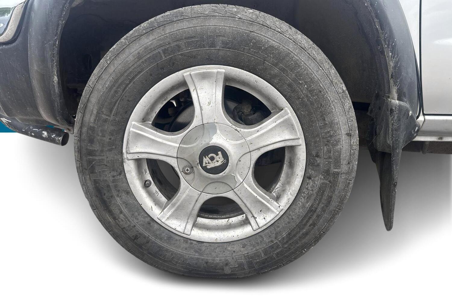 Nissan Pickup vaihtoauto