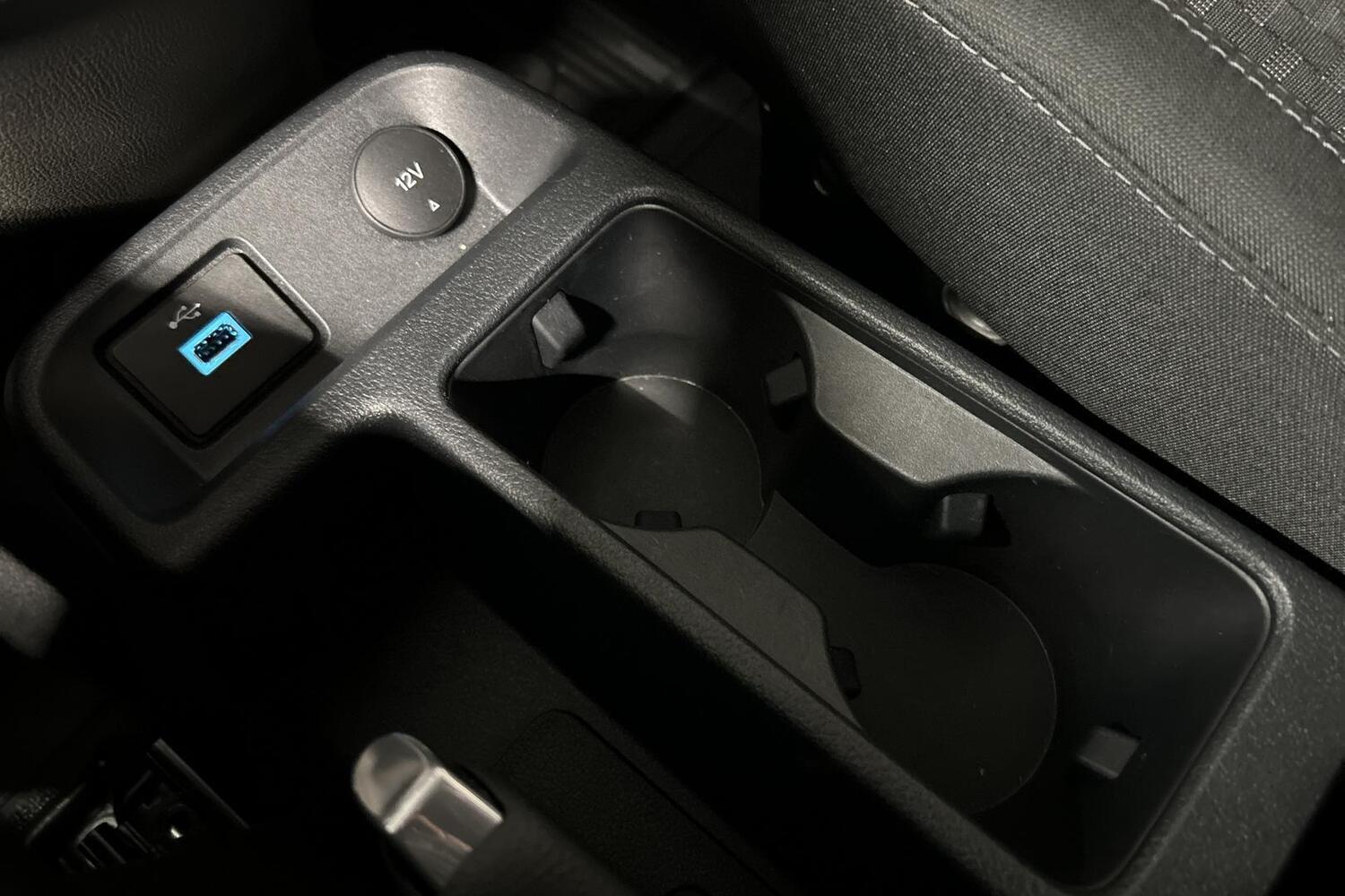 Ford Transit Connect vaihtoauto