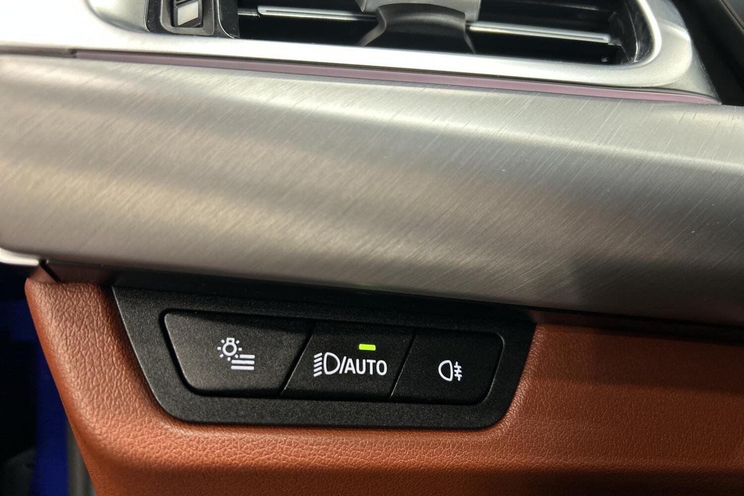 BMW iX1 vaihtoauto