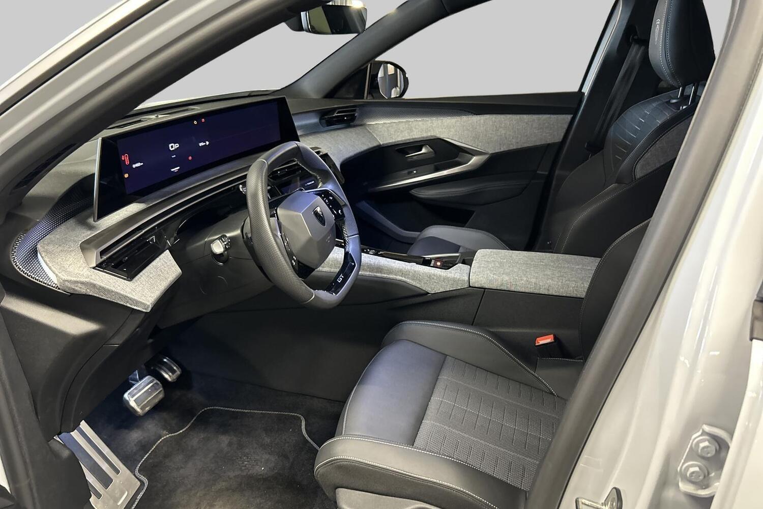 Peugeot 5008 vaihtoauto
