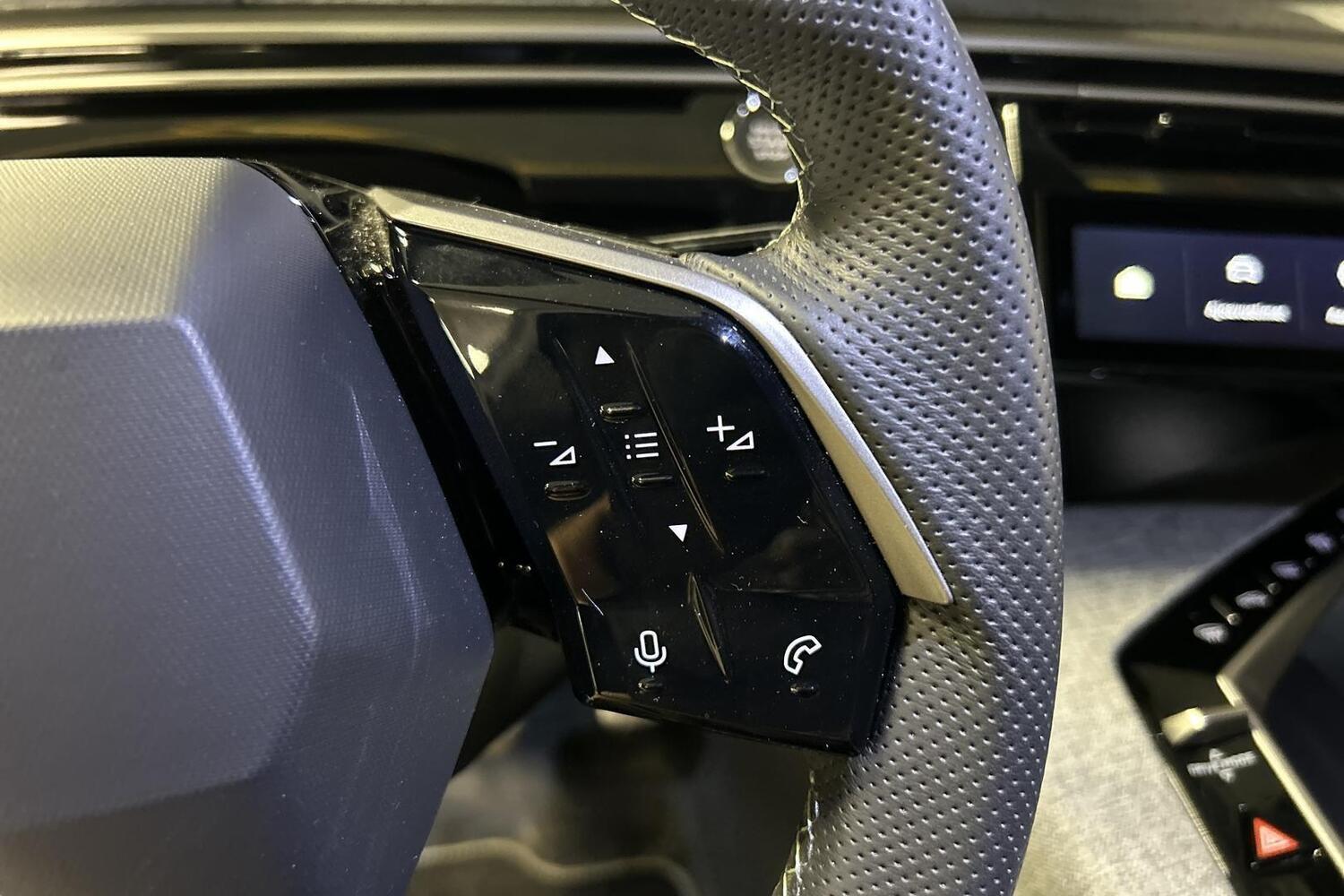 Peugeot 5008 vaihtoauto