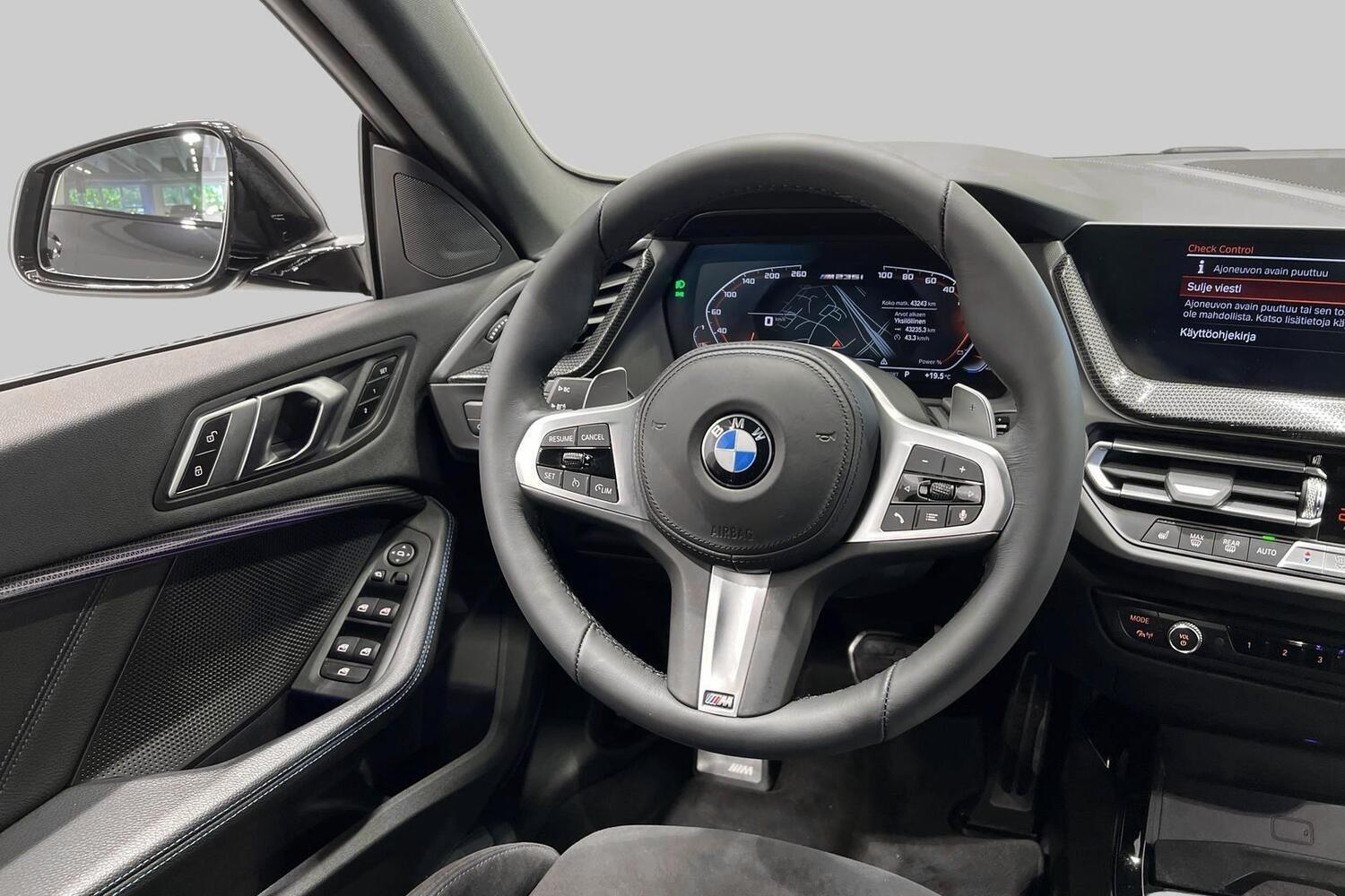 BMW M2 vaihtoauto