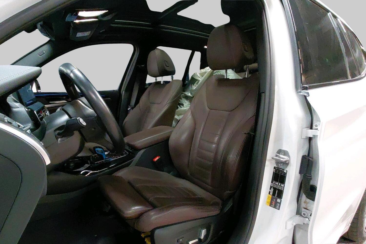 BMW iX3 vaihtoauto
