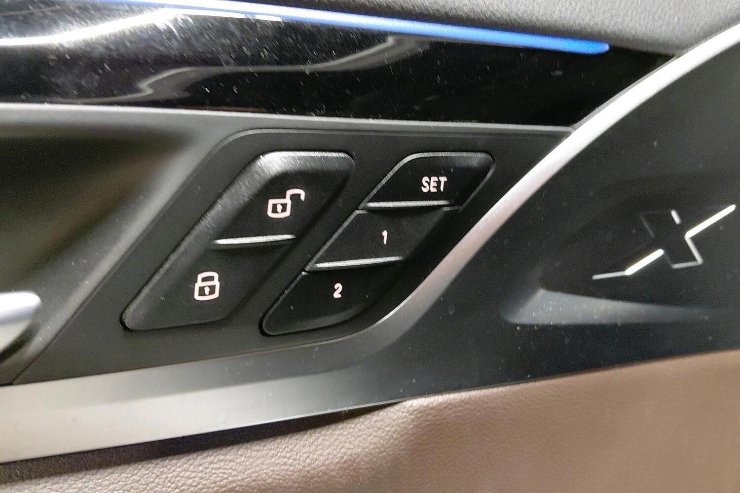 BMW iX3 vaihtoauto