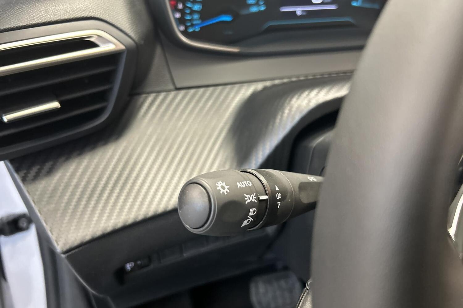 Peugeot 208 vaihtoauto