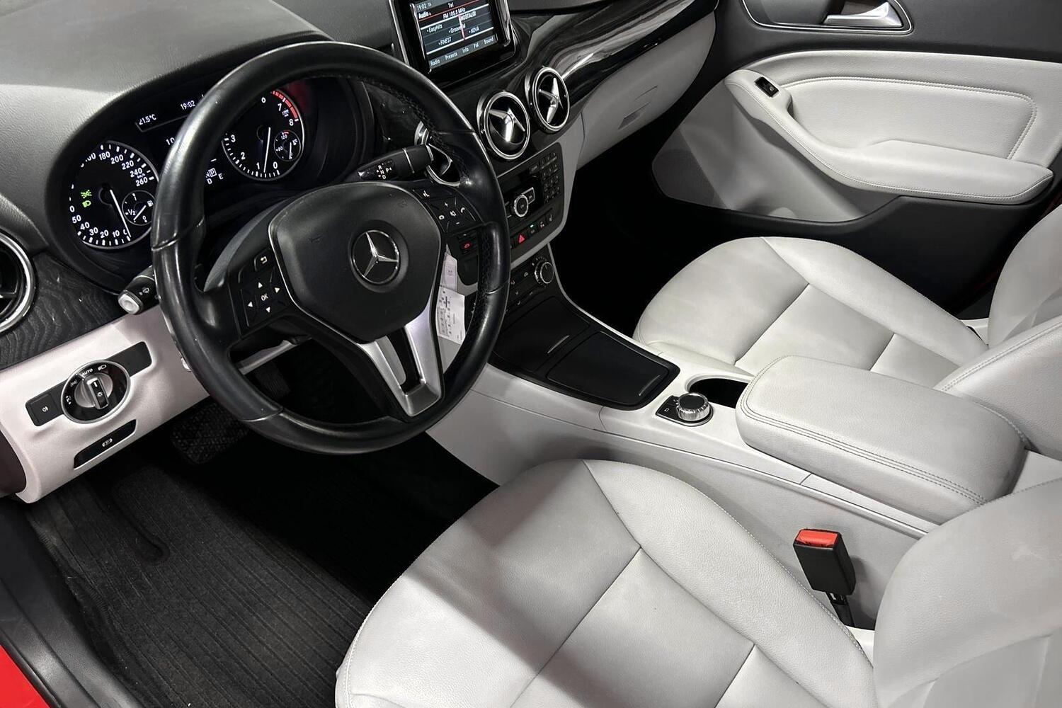 Mercedes-Benz B vaihtoauto