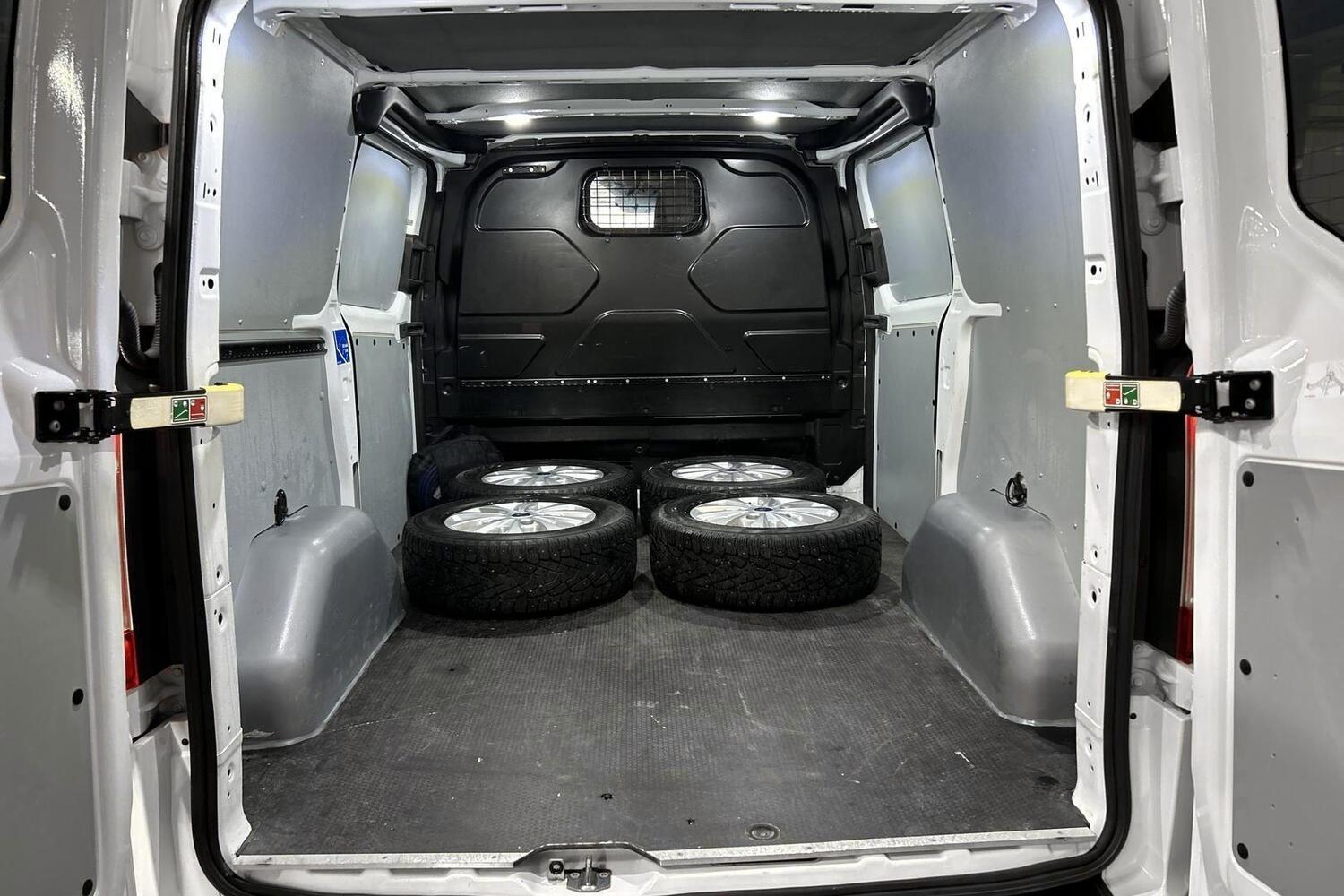 Ford Transit Custom vaihtoauto