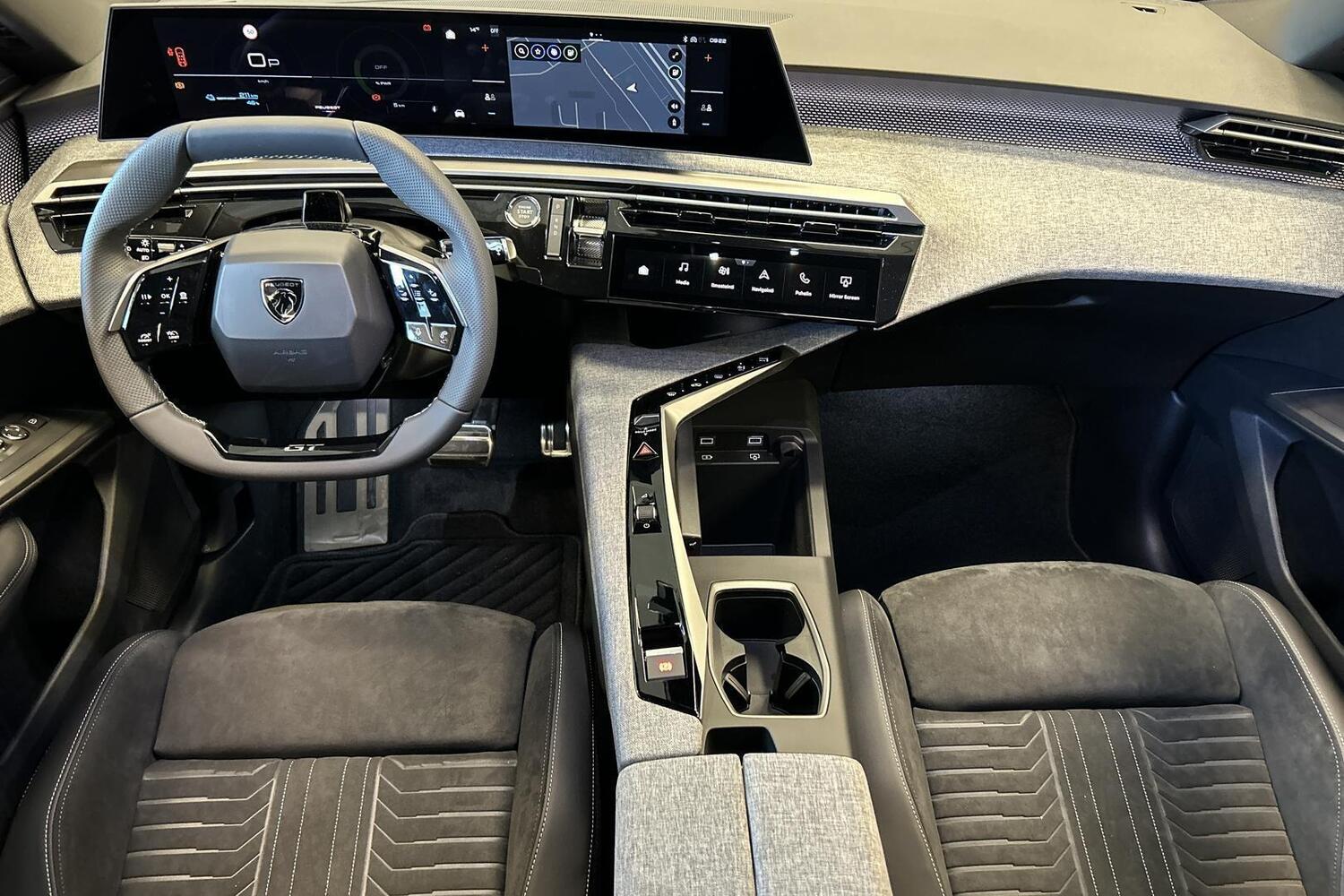 Peugeot E-5008 vaihtoauto