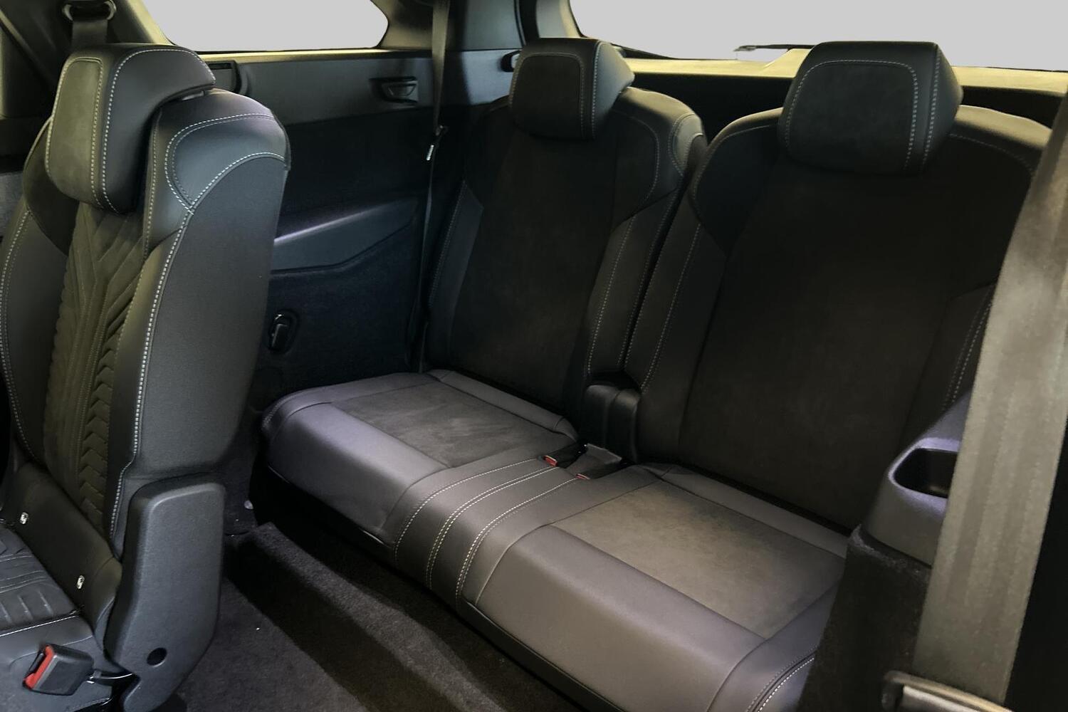 Peugeot E-5008 vaihtoauto