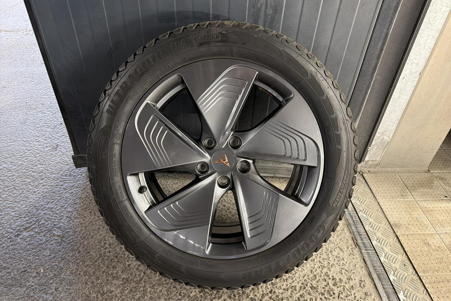 Cupra Born vaihtoauto