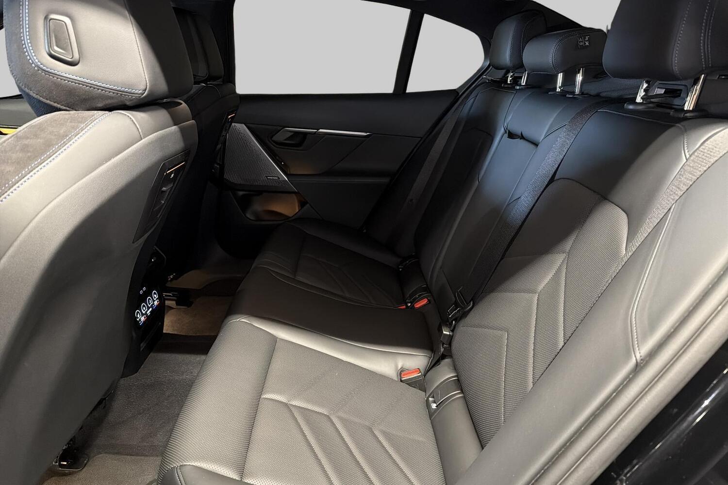 BMW i5 vaihtoauto