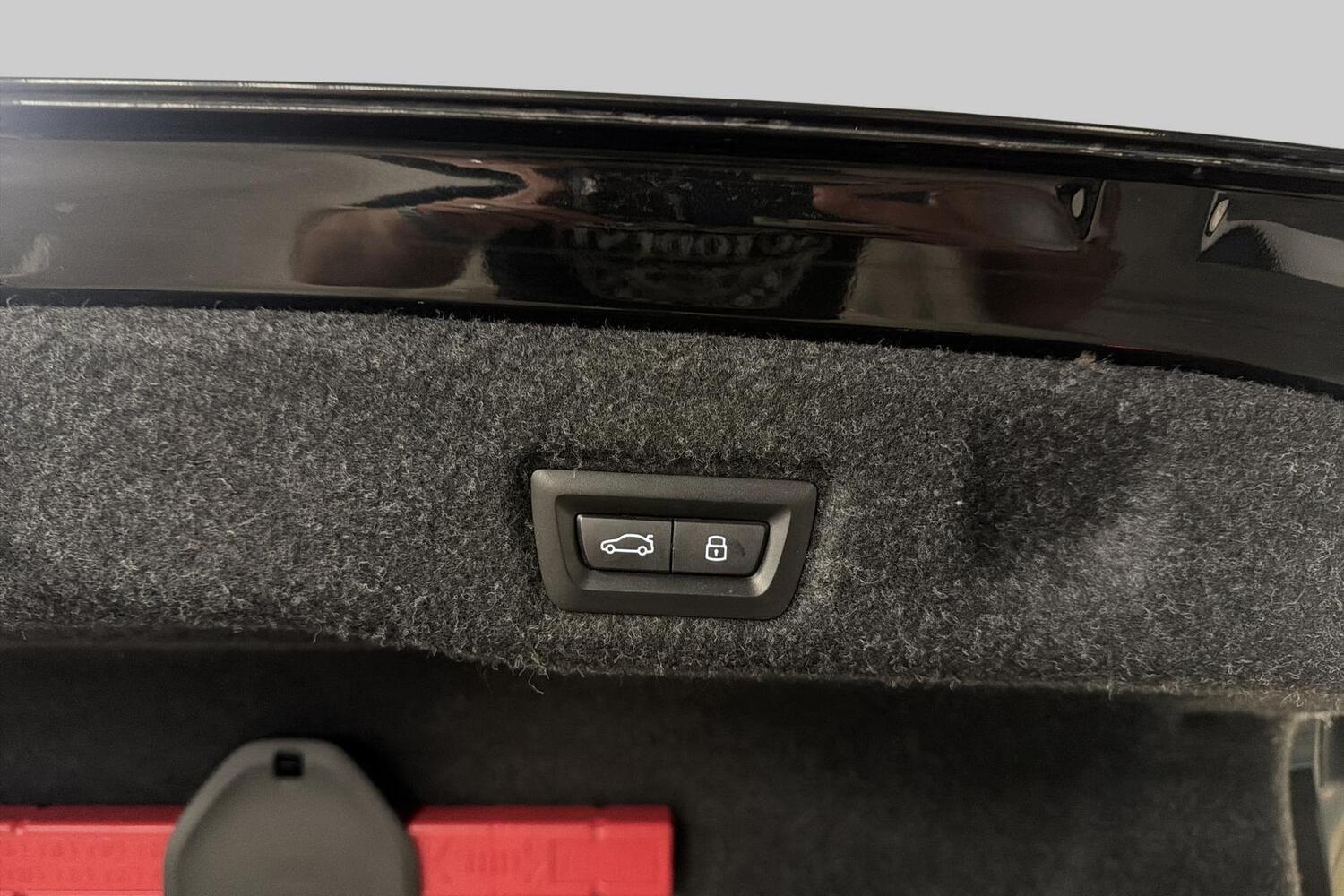 BMW i5 vaihtoauto