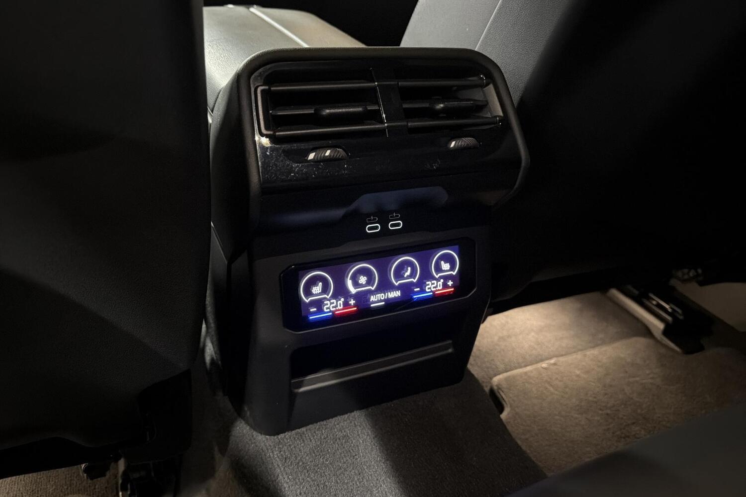 BMW i5 vaihtoauto