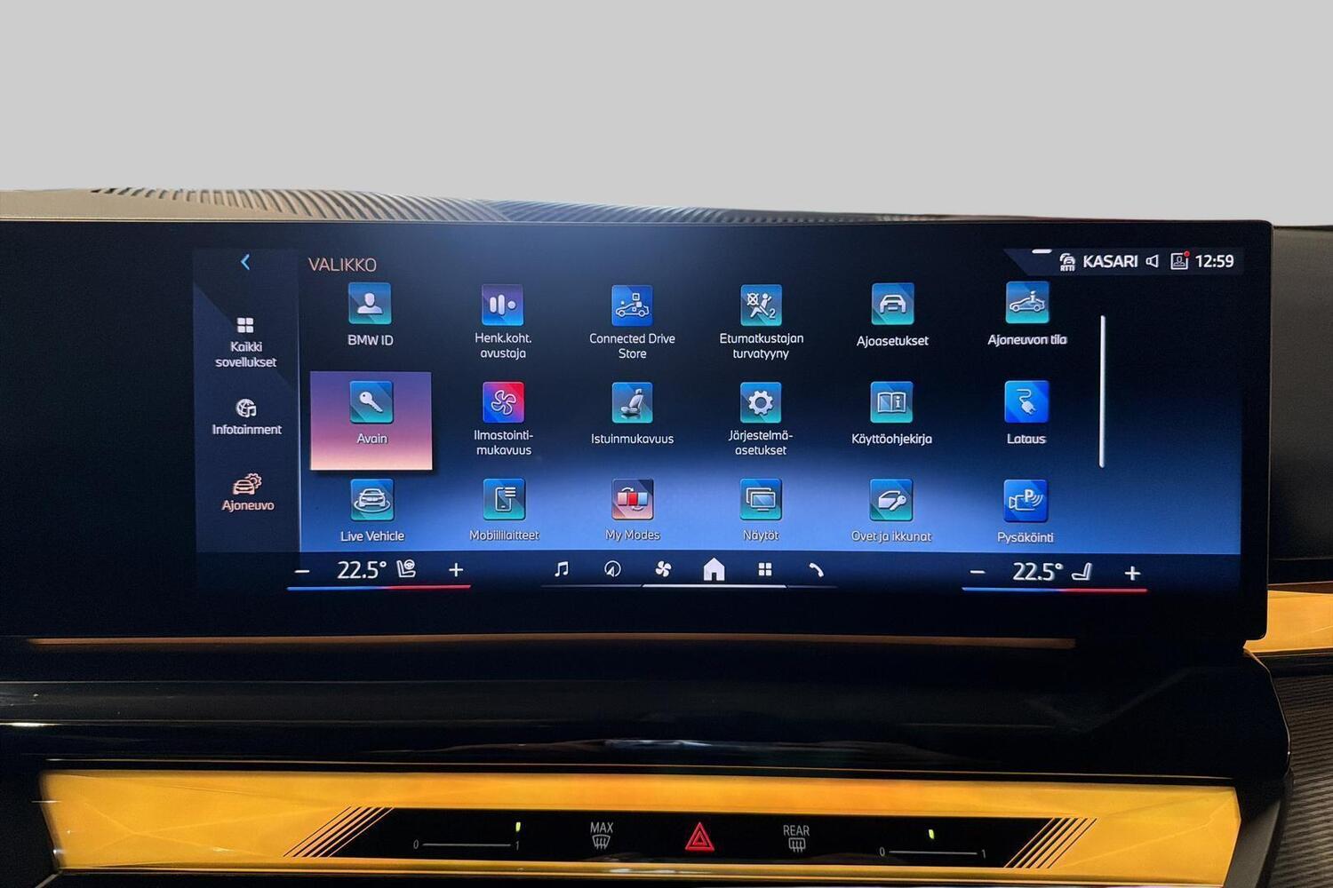BMW i5 vaihtoauto