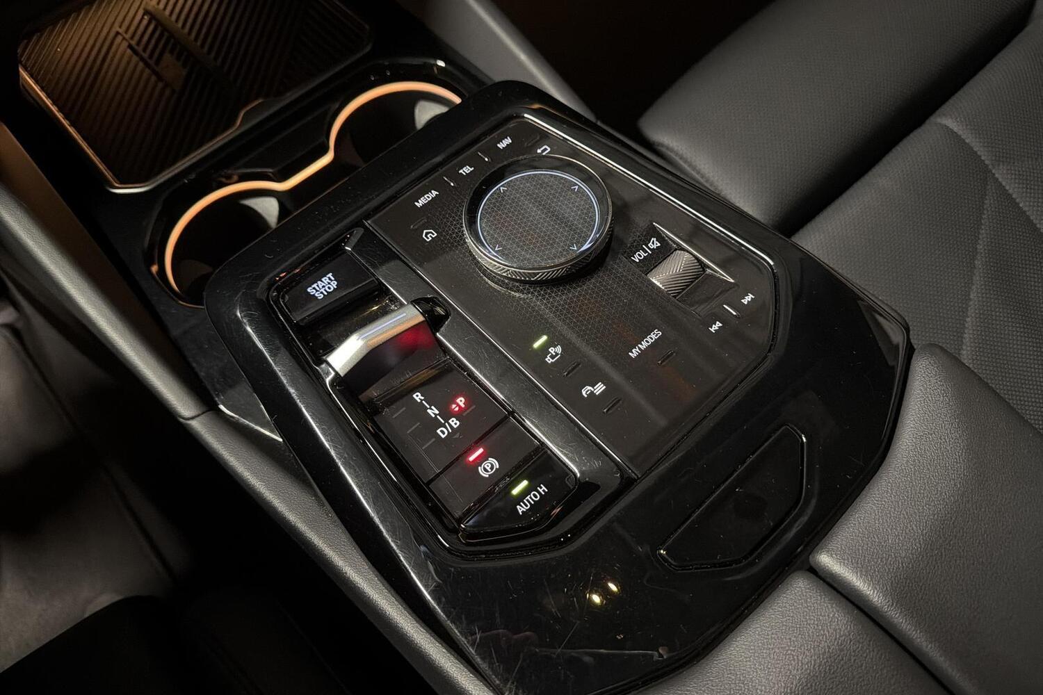 BMW i5 vaihtoauto