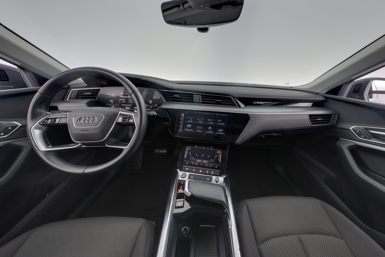 Audi Q8 e-tron vaihtoauto