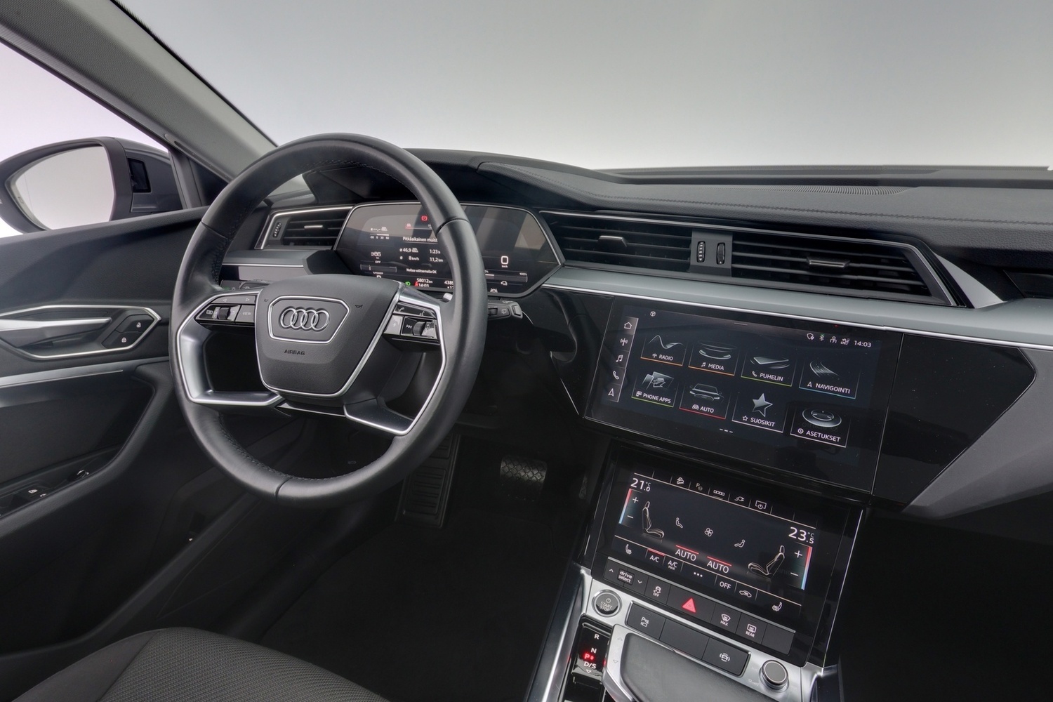 Audi Q8 e-tron vaihtoauto