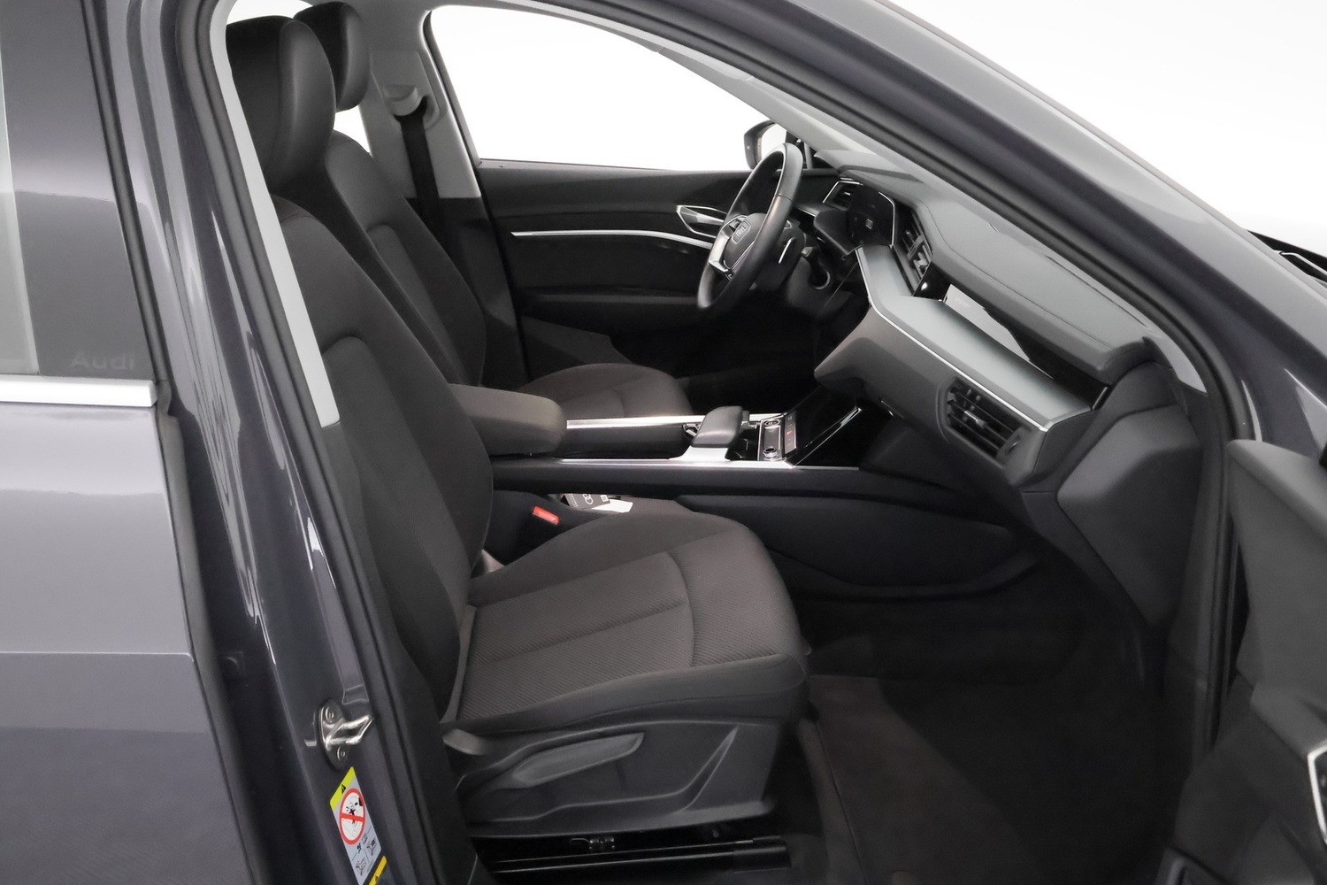 Audi Q8 e-tron vaihtoauto
