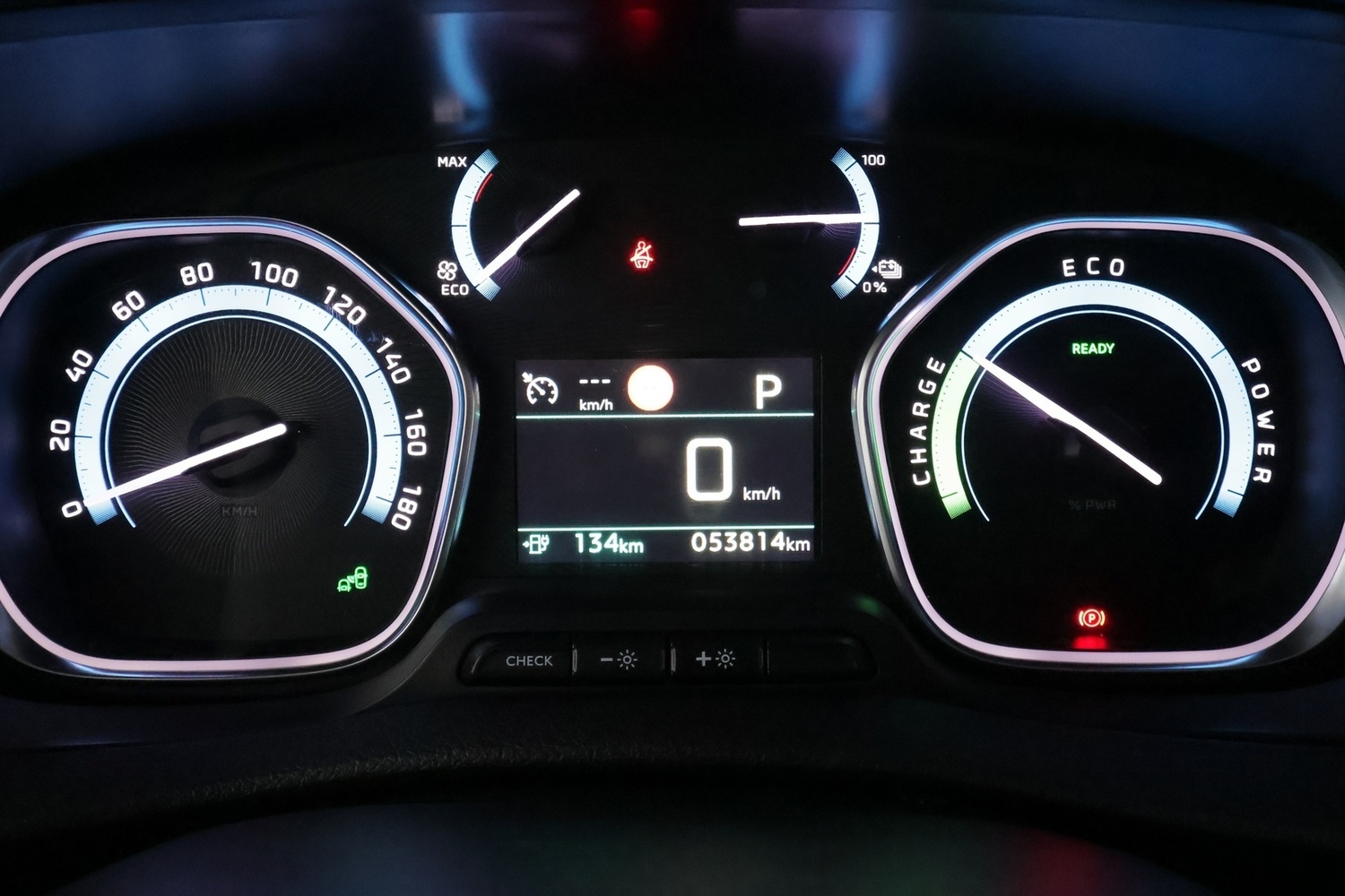 Peugeot e-Expert vaihtoauto