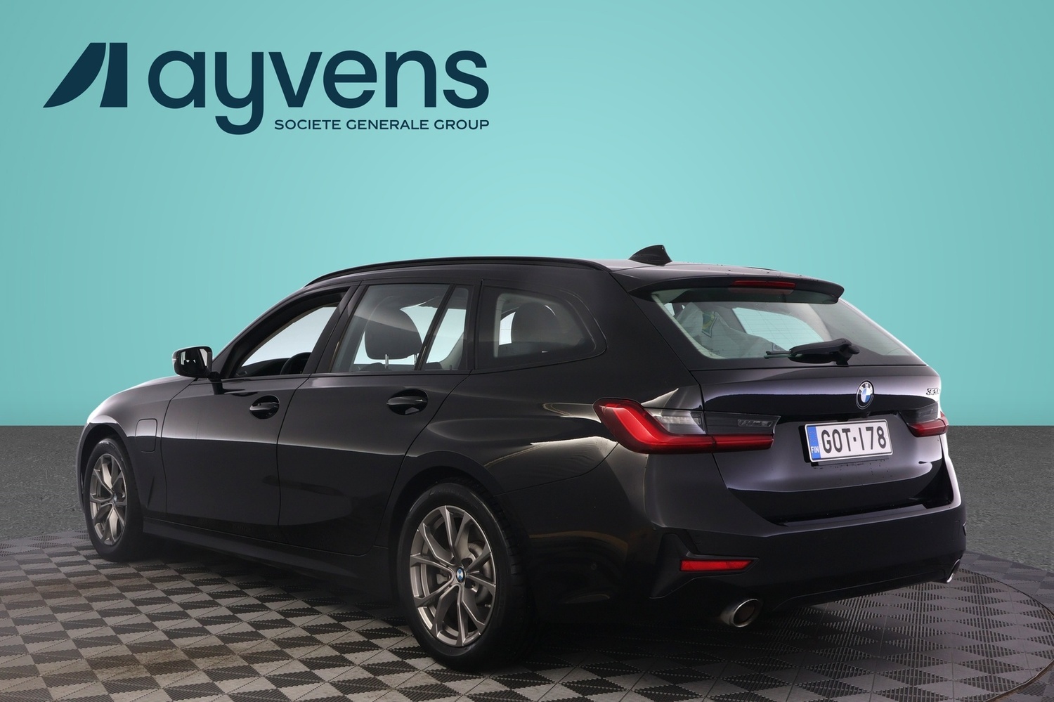 BMW 320 vaihtoauto