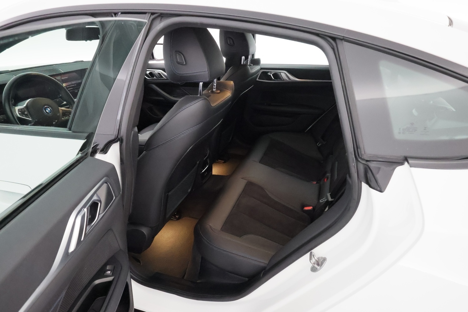BMW i4 vaihtoauto