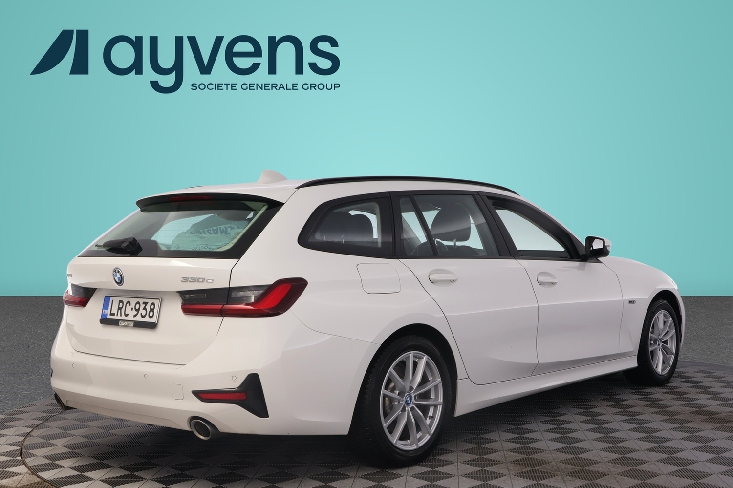 BMW 330 vaihtoauto