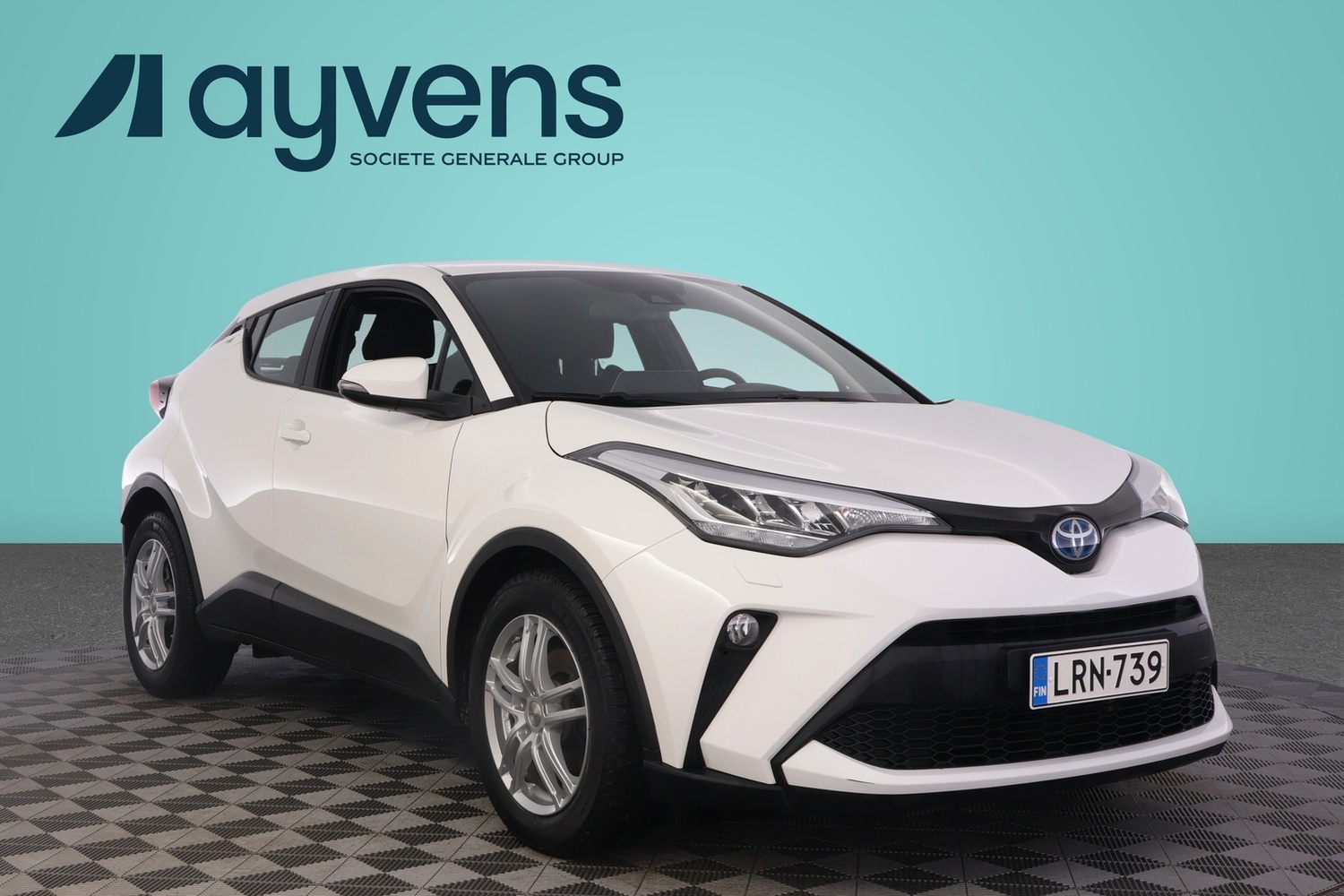 Toyota C-HR vaihtoauto