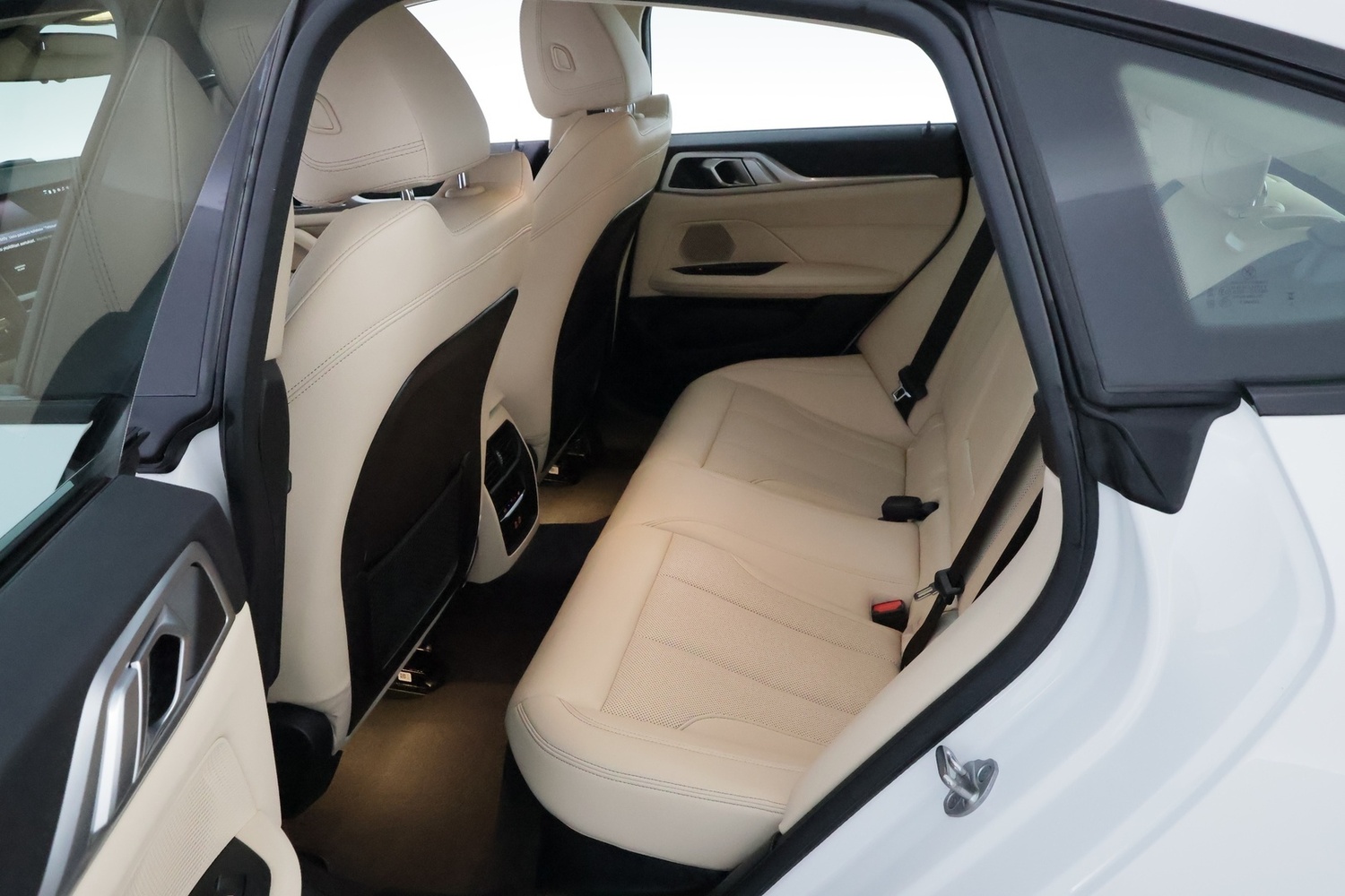BMW i4 vaihtoauto