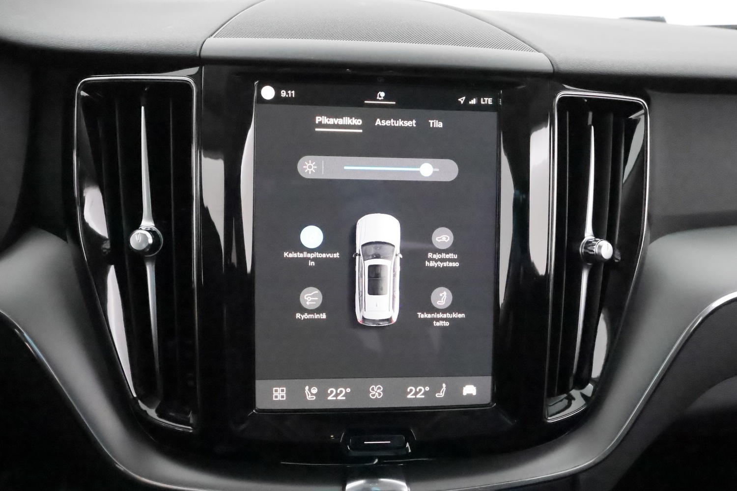 Volvo XC60 vaihtoauto