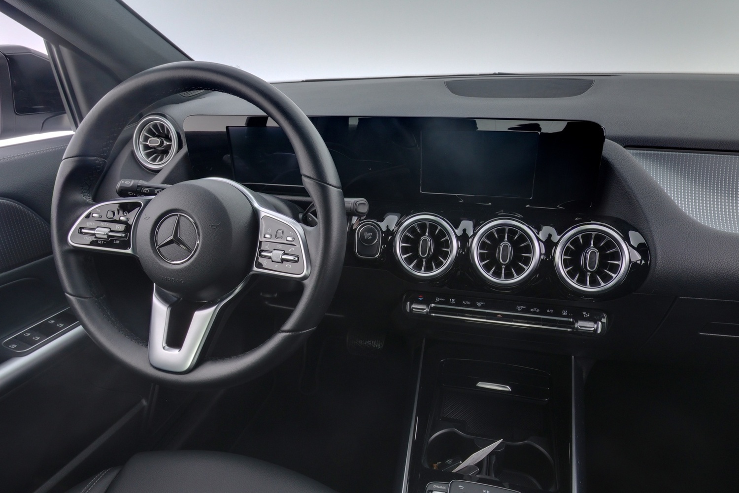 Mercedes-Benz EQA vaihtoauto