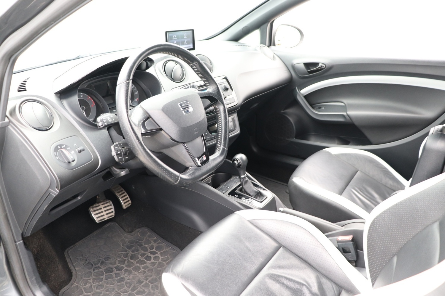 SEAT Ibiza SC vaihtoauto