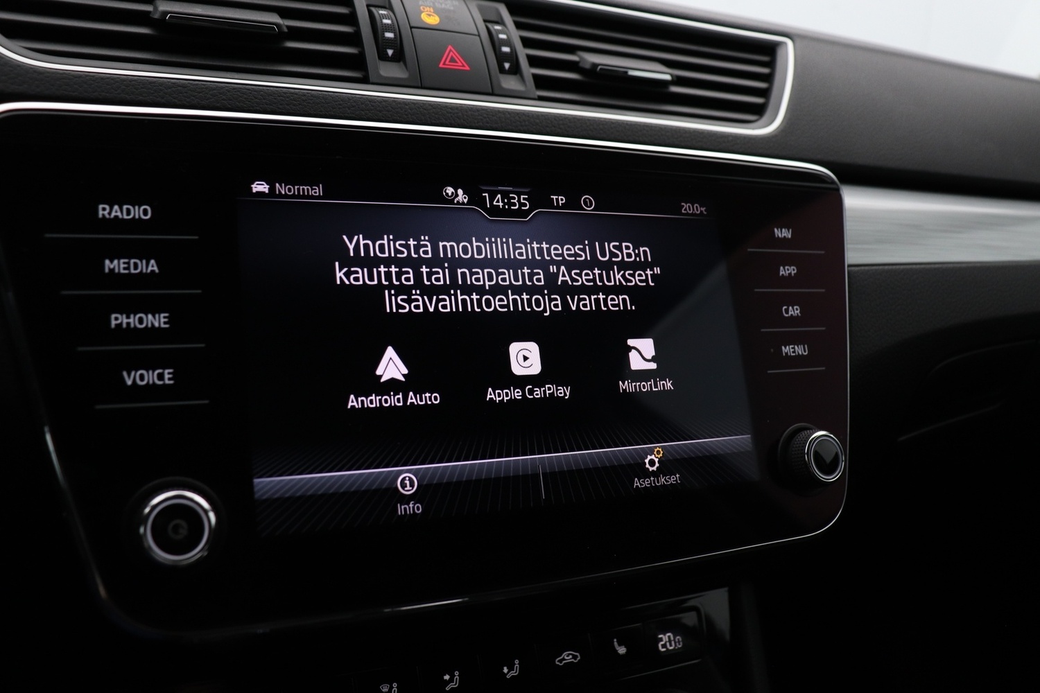 Skoda Superb vaihtoauto