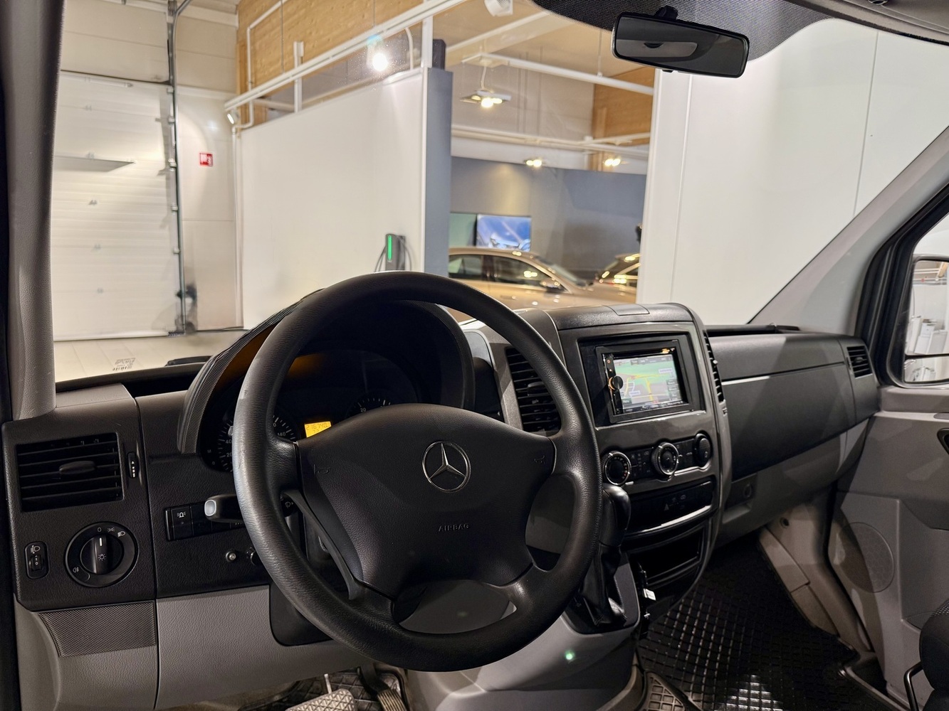 Mercedes-Benz Sprinter vaihtoauto