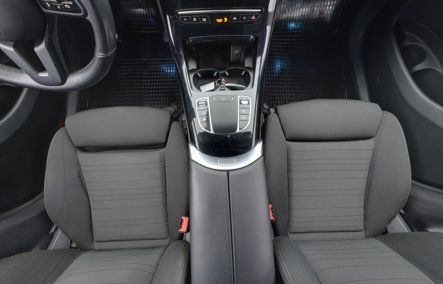 Mercedes-Benz EQC vaihtoauto