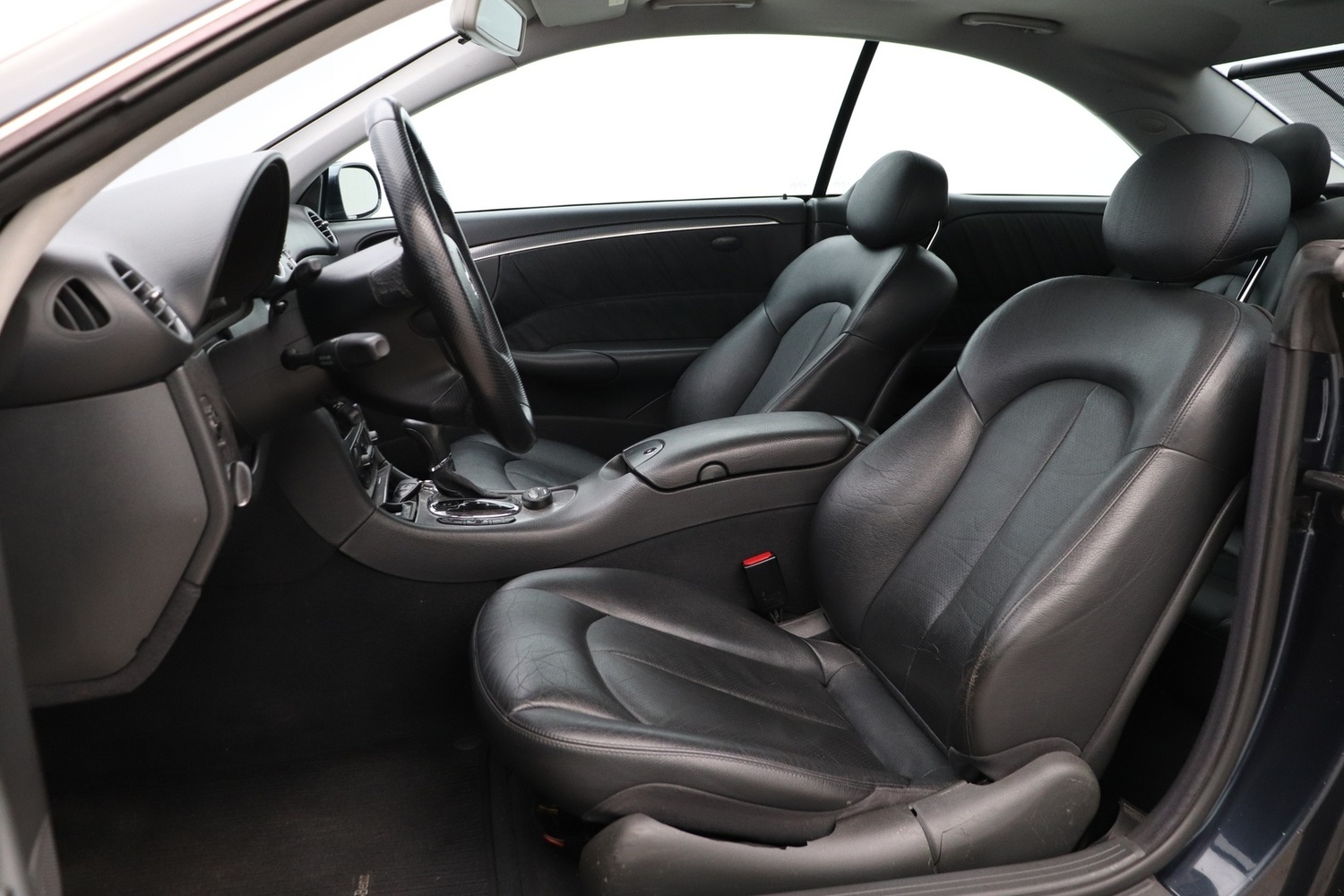 Mercedes-Benz CLK vaihtoauto